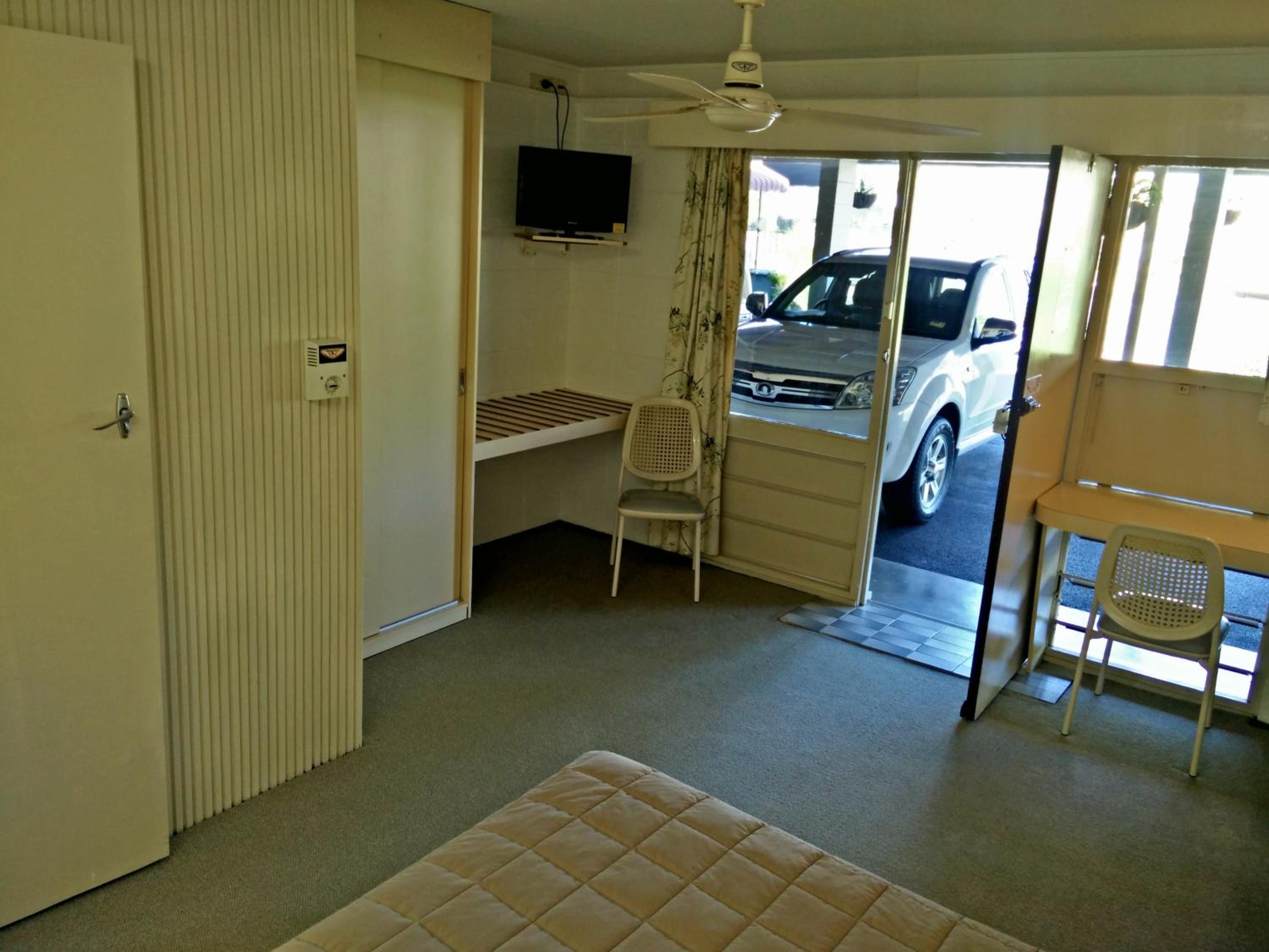 Photo 21