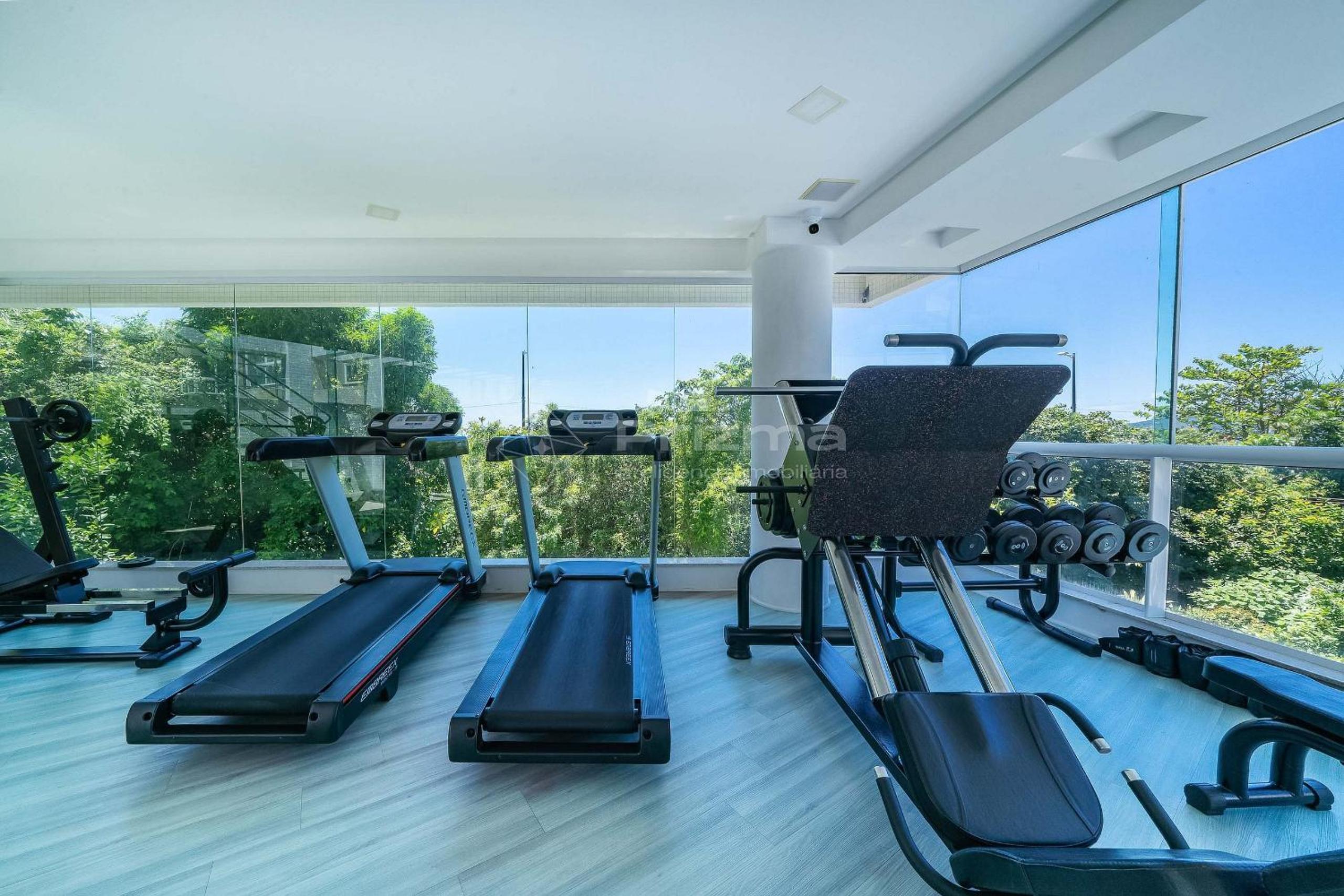 Varandas 01 B - Confortável Apartamento em Condomínio de luxo a beira mar com Piscina climatizada e Academia