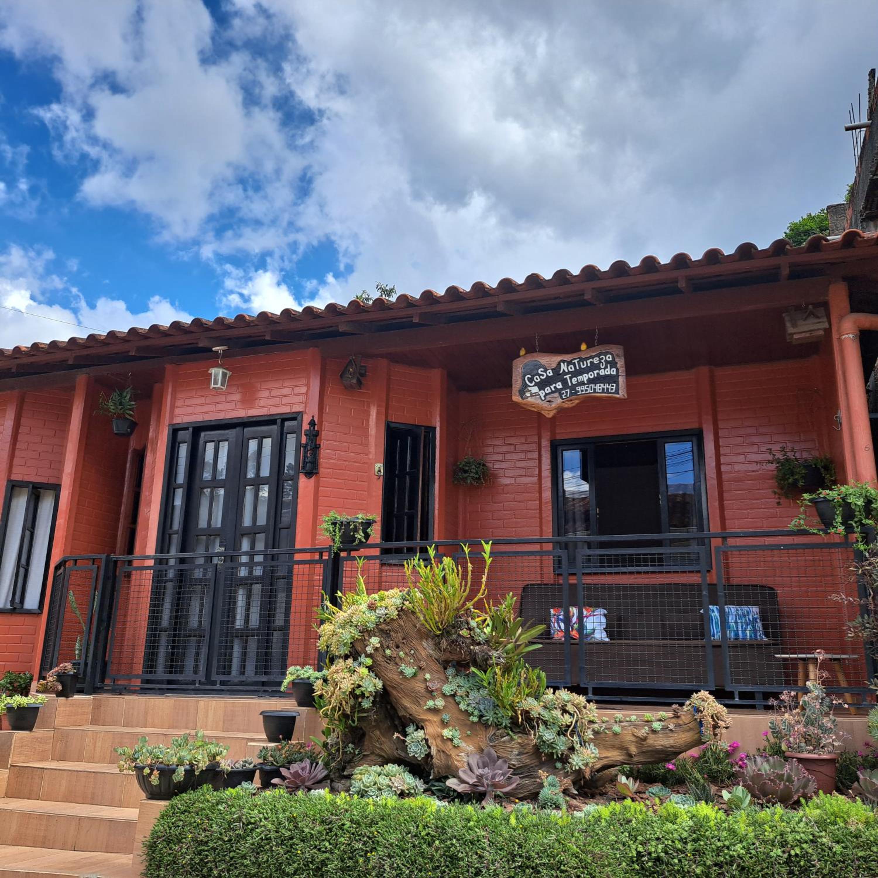 Casa de Temporada no Centro de Pedra Azul