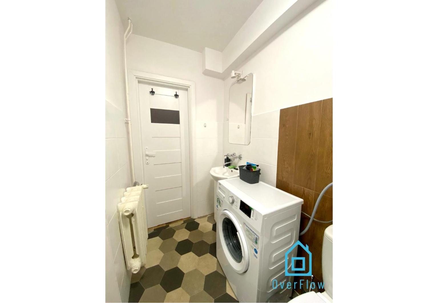 Spacious Room view 2