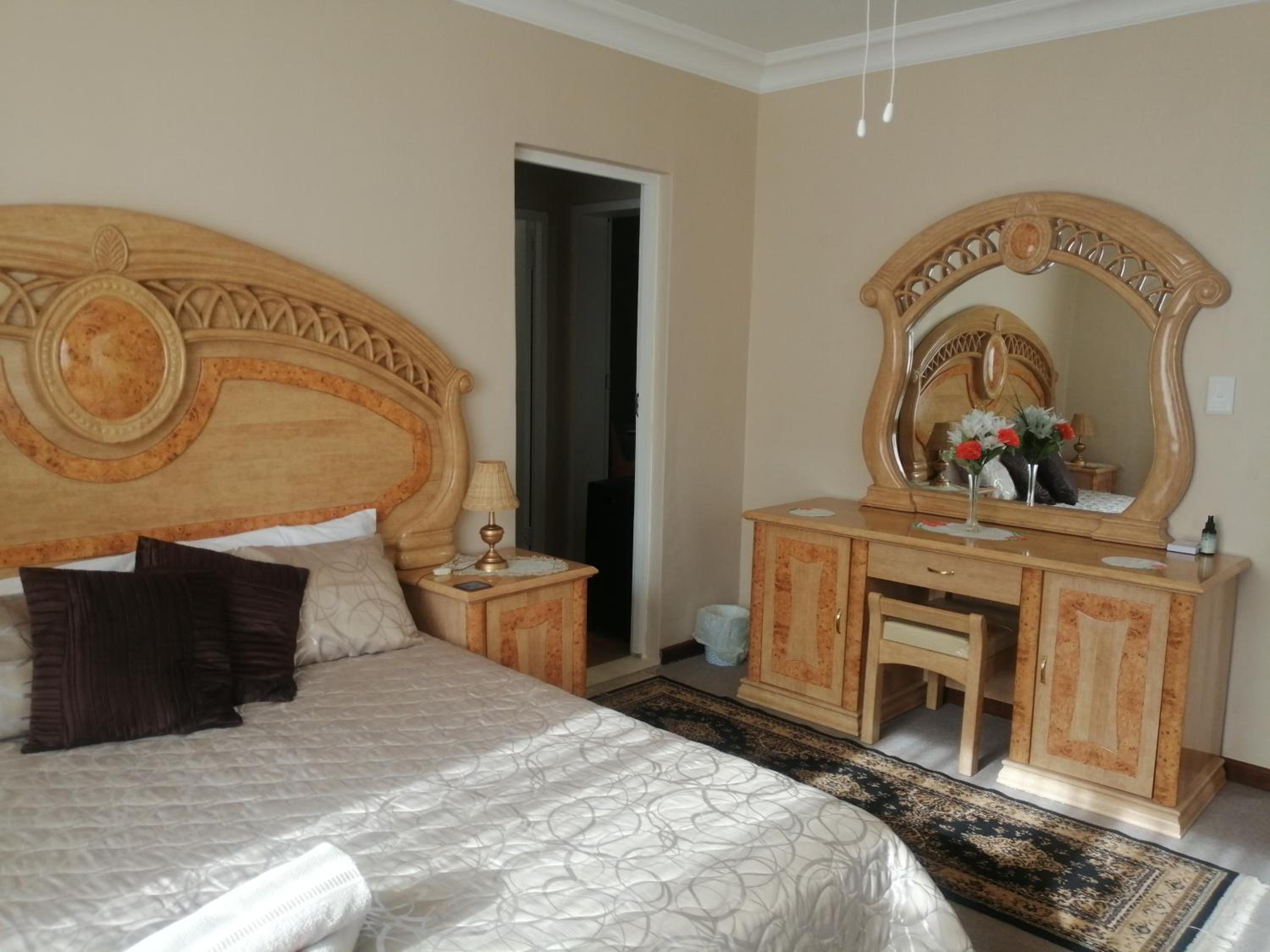 Hollywood Heights, Barrydale, photo 5 of 11