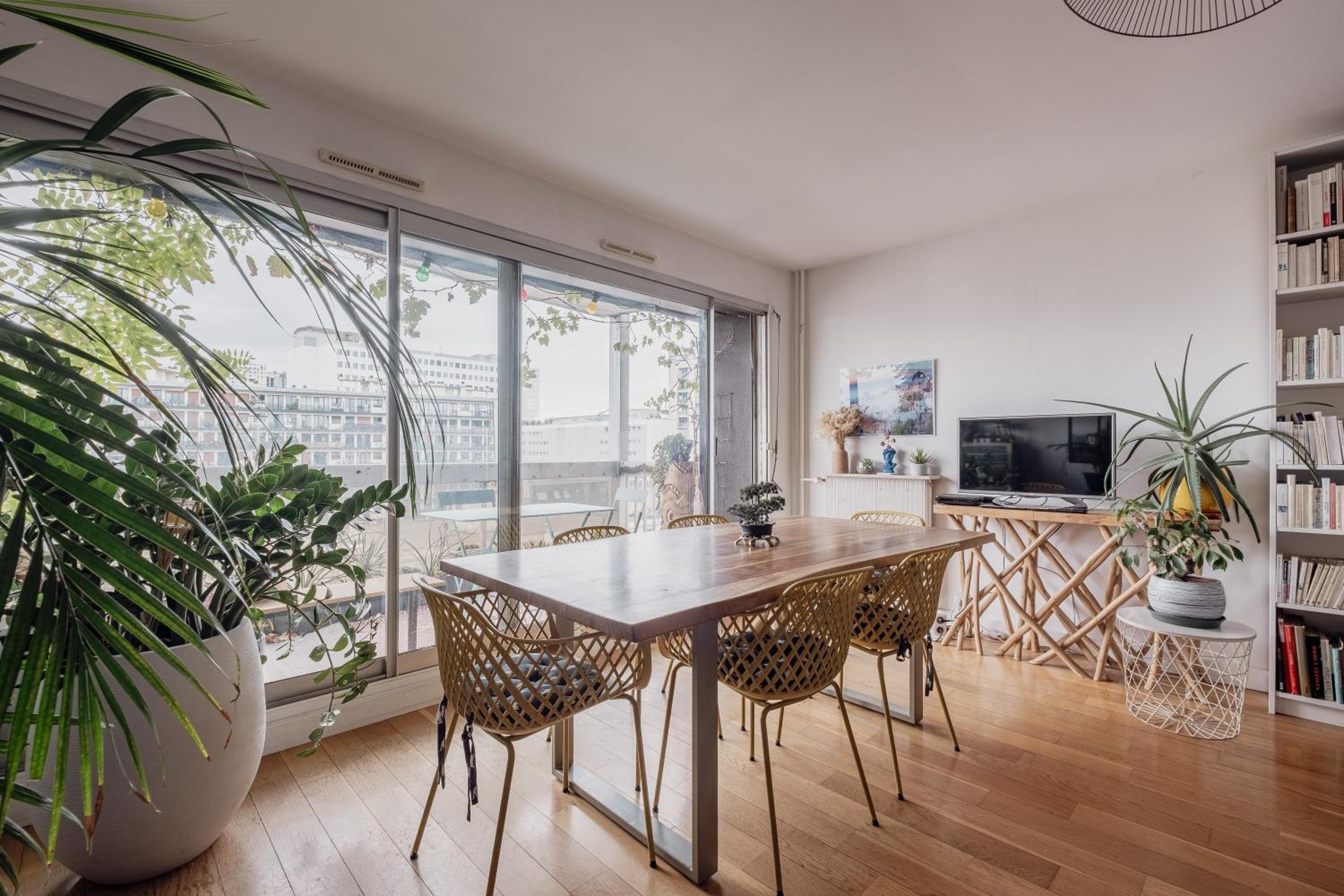 Veeve - Home Comforts by the Eiffel Tower photo 3