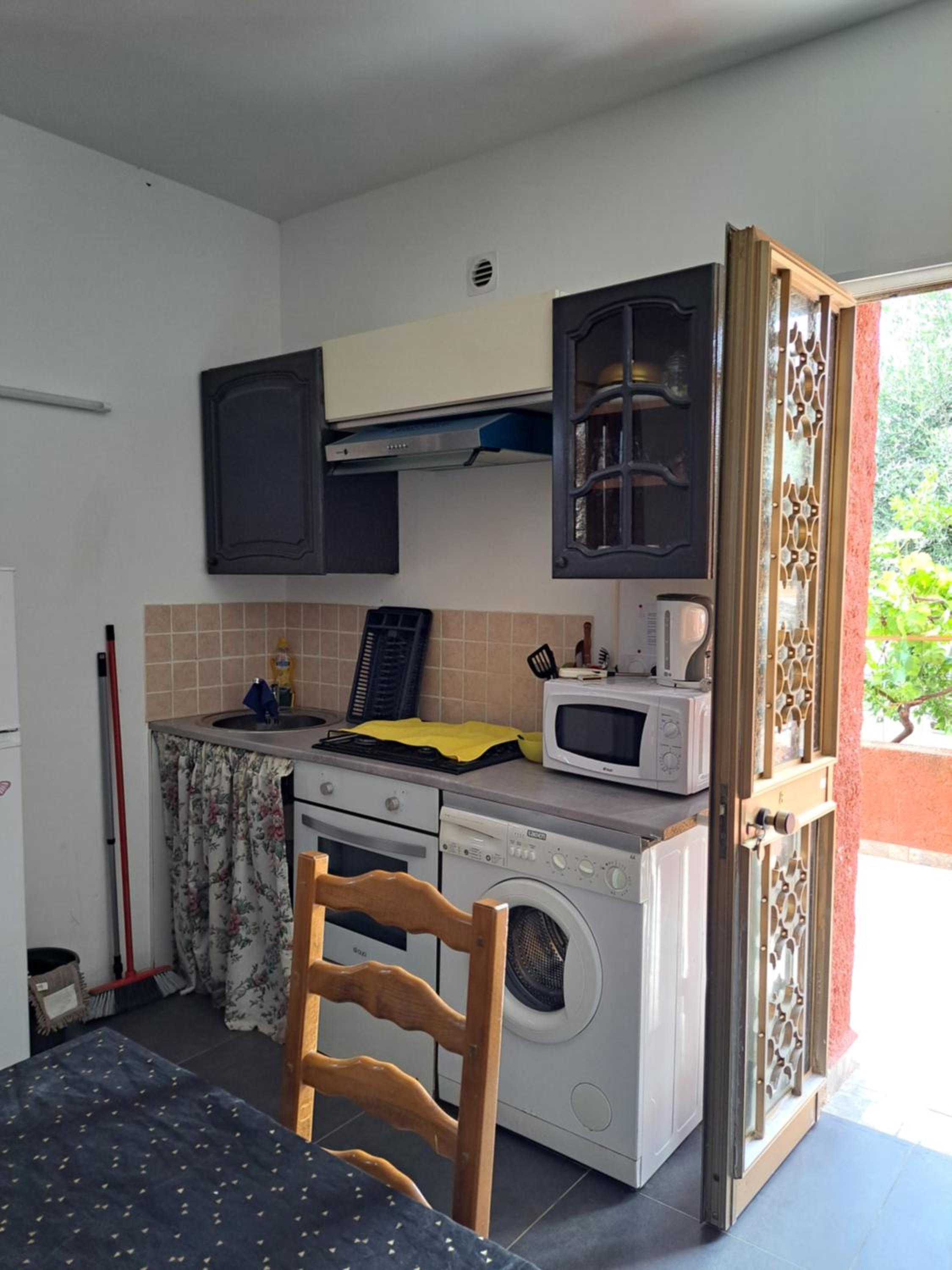 Photo 6
