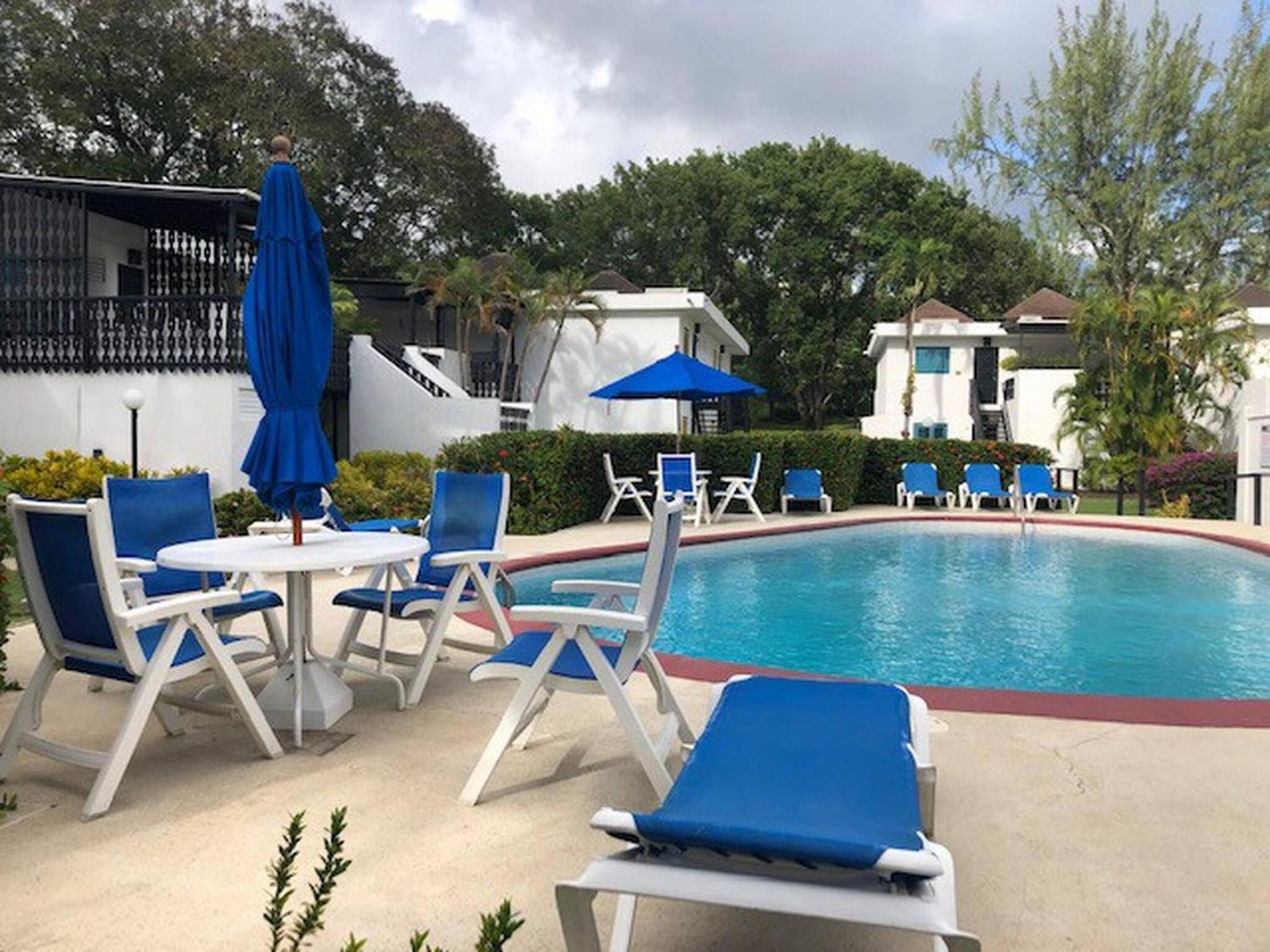 Rockley Golf Club 309 2 Bed 2 Bath Pool Tennis Bar