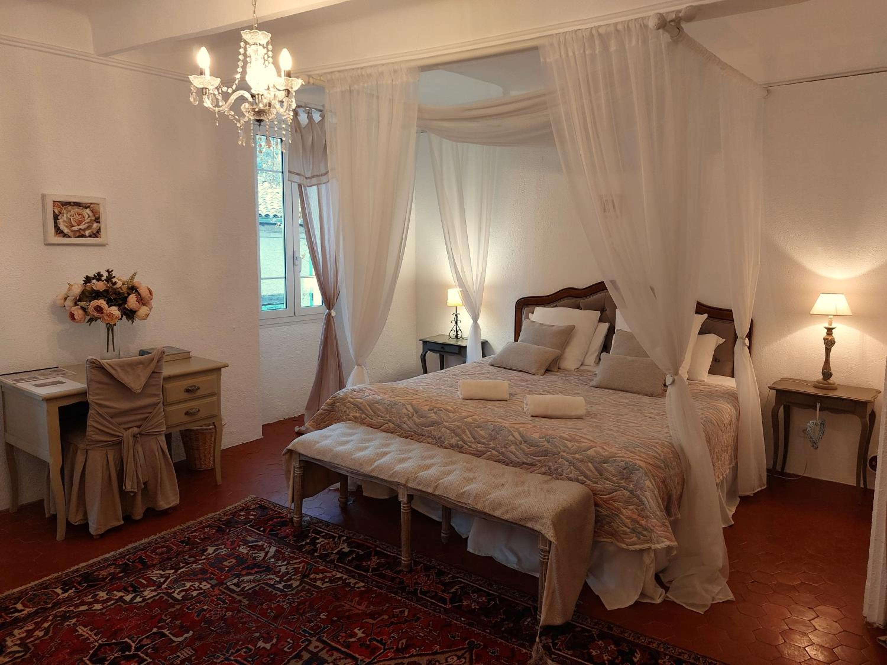 LA MAISON BARNOIN - gîtes et chambres