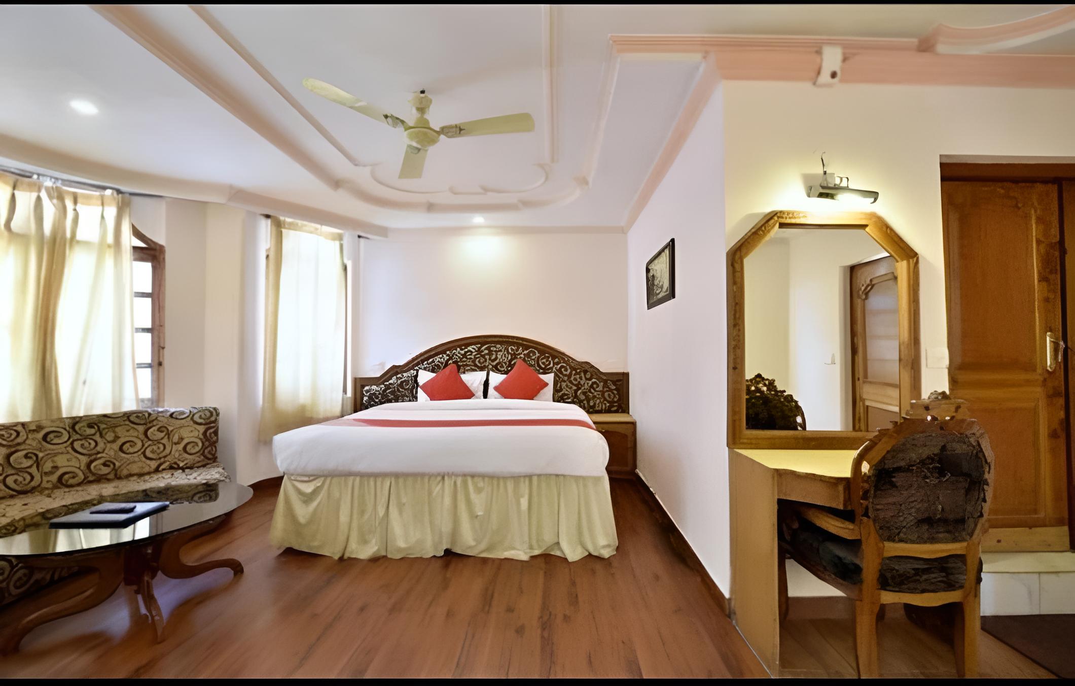 Bedroom