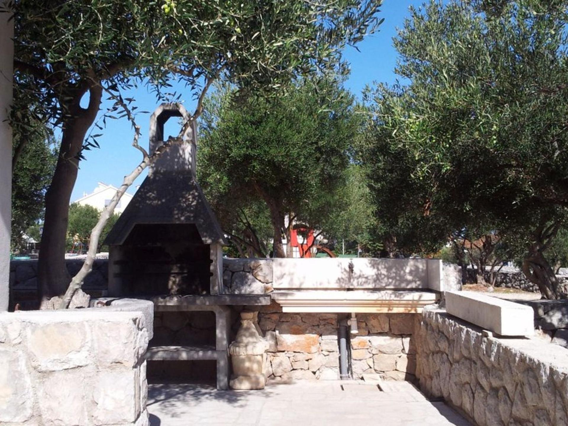 Photo 48