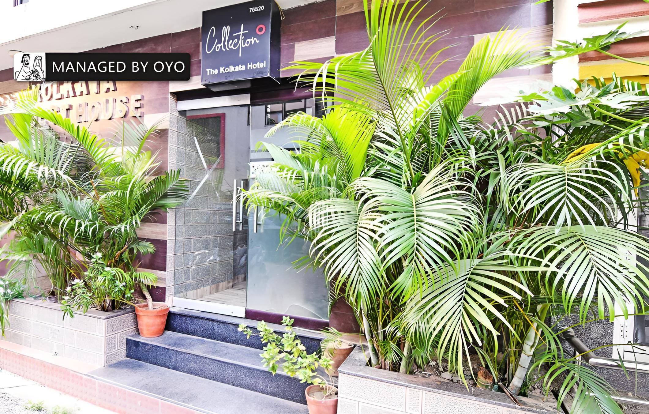 Super OYO Collection O The Kolkata Hotel