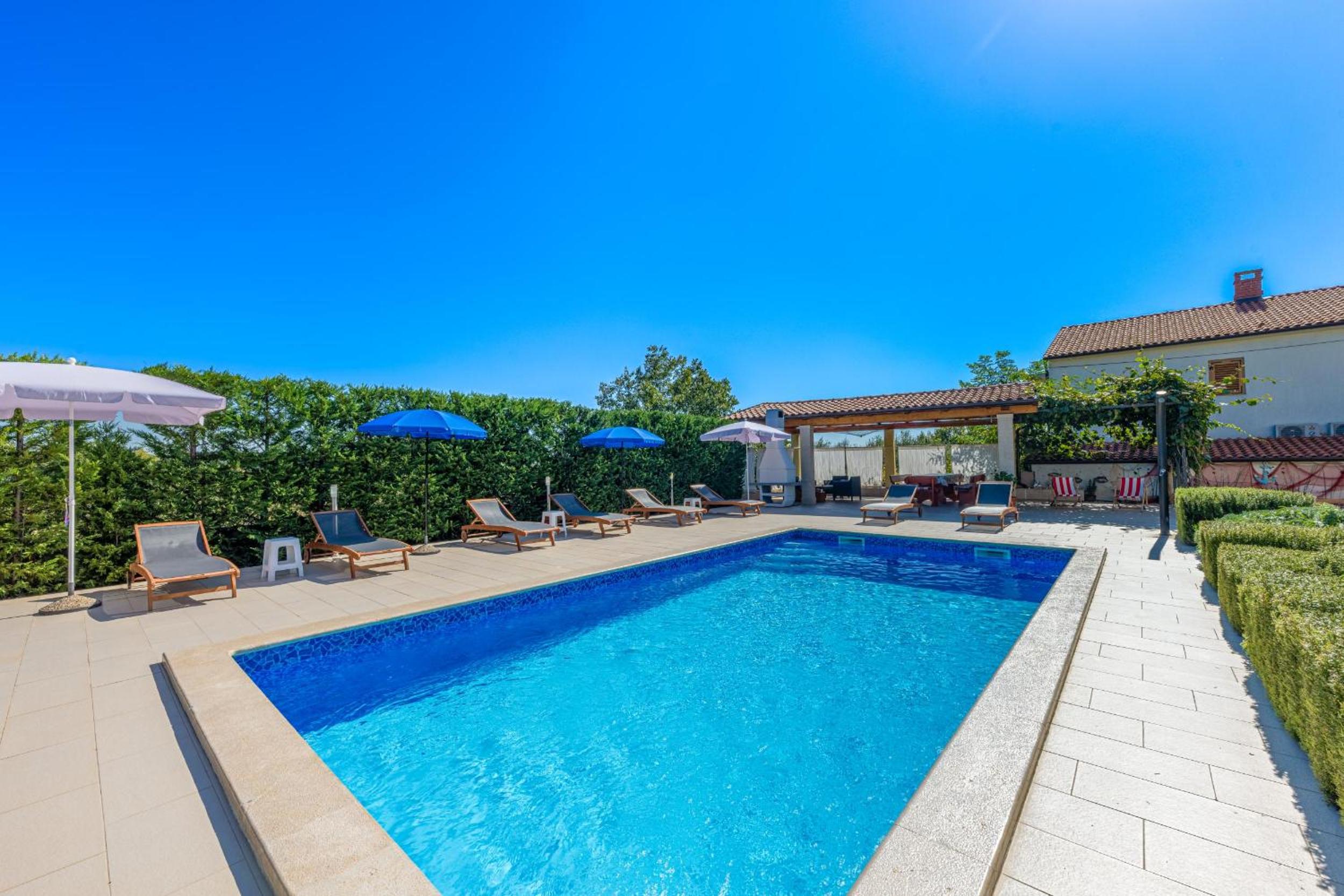 4 bedroom villa near Porec