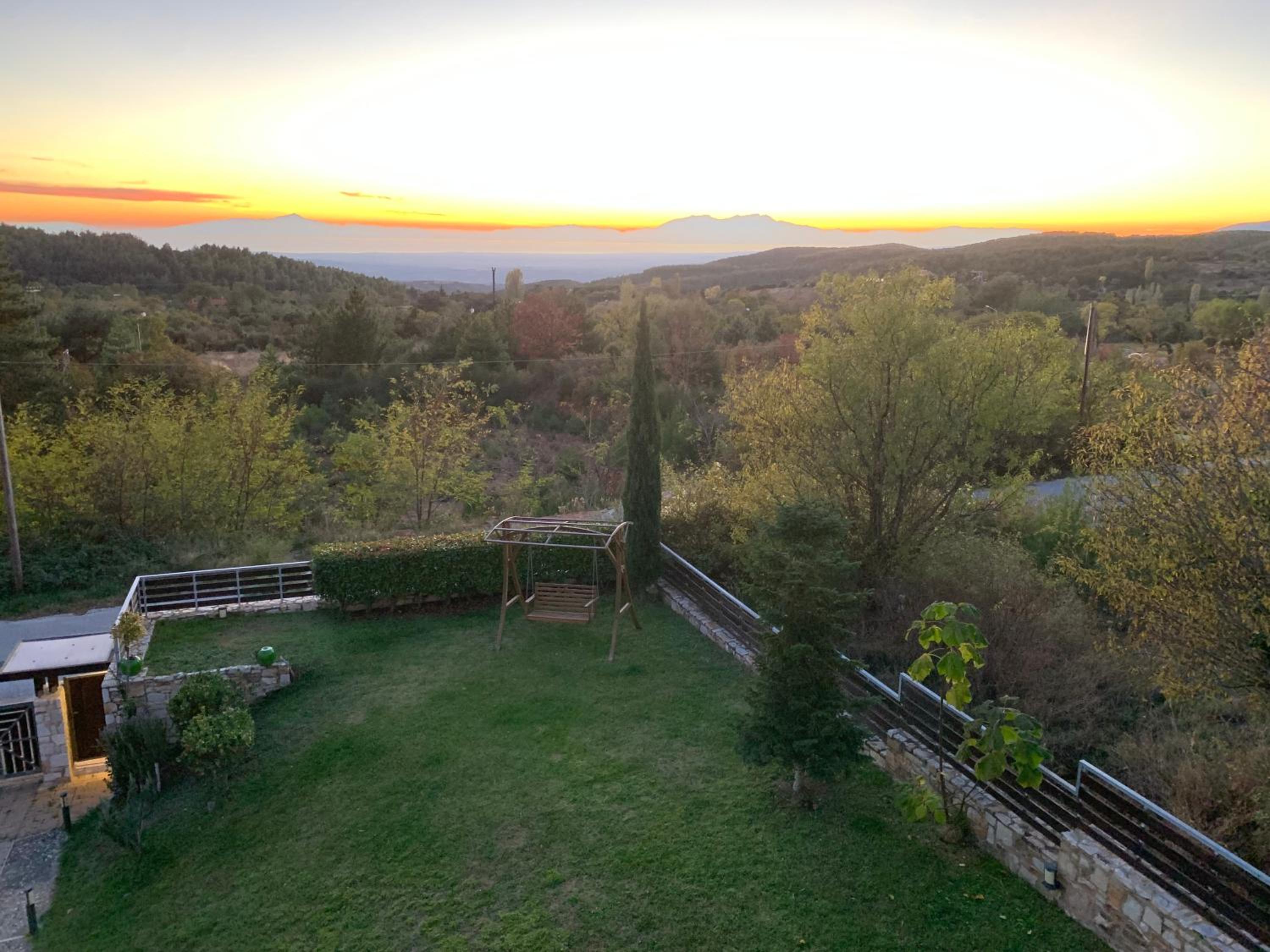Evmorfes Villas
