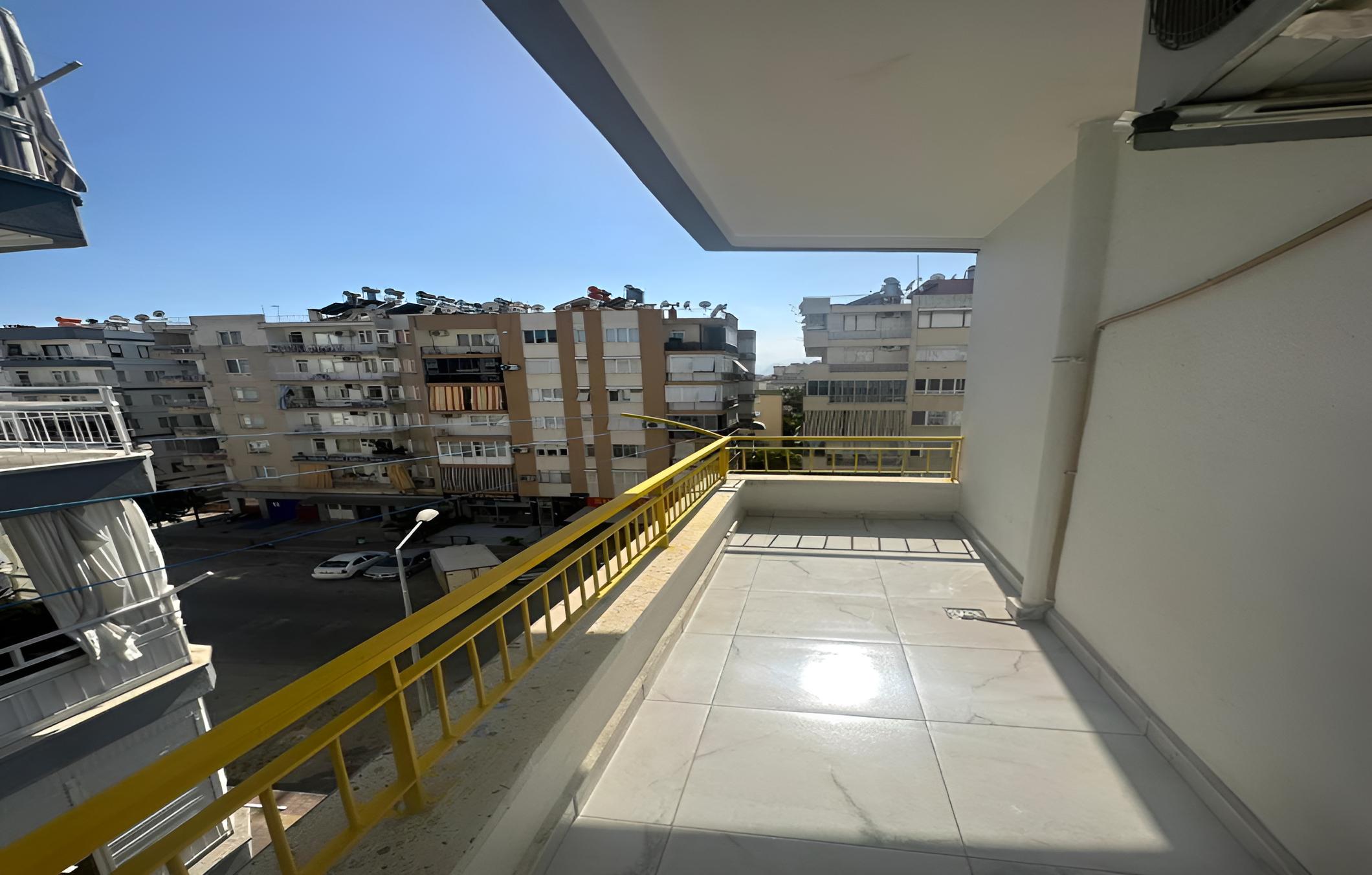 Balcony & Terrace