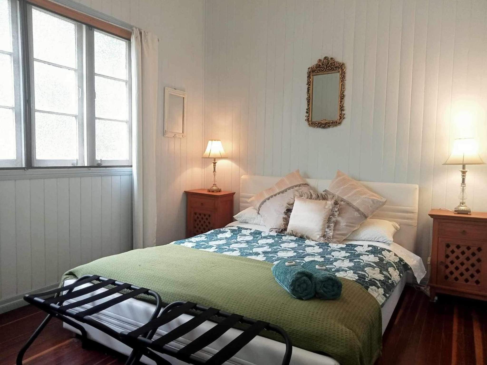 Noosa Avalon Farm Cottages