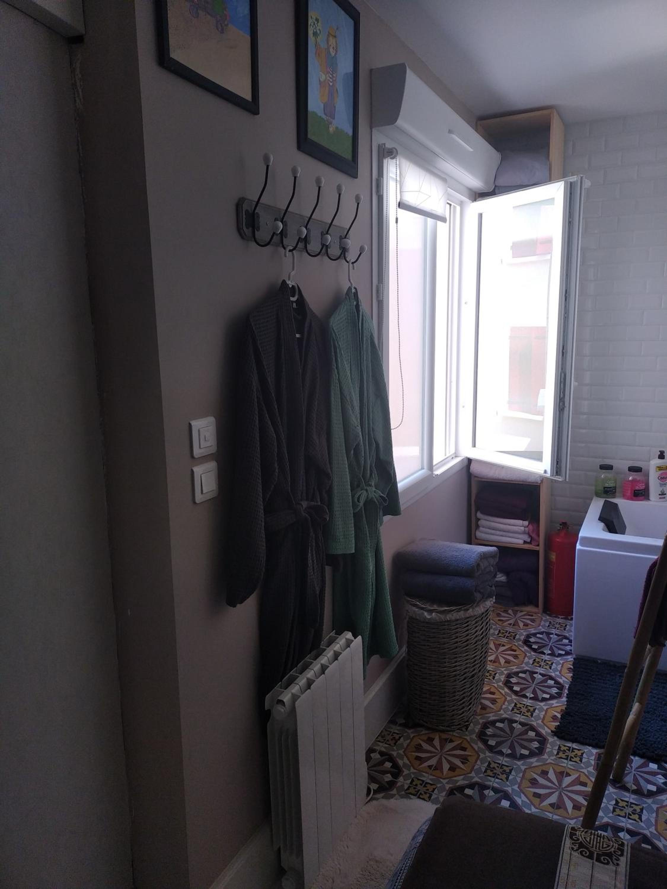 Photo 28