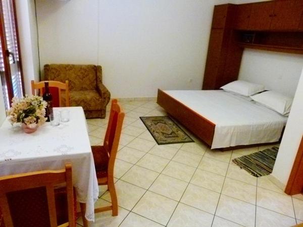 Photo 44