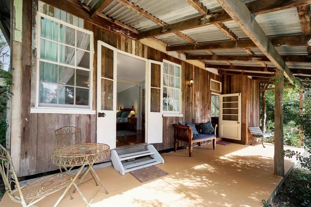 Noosa Avalon Farm Cottages