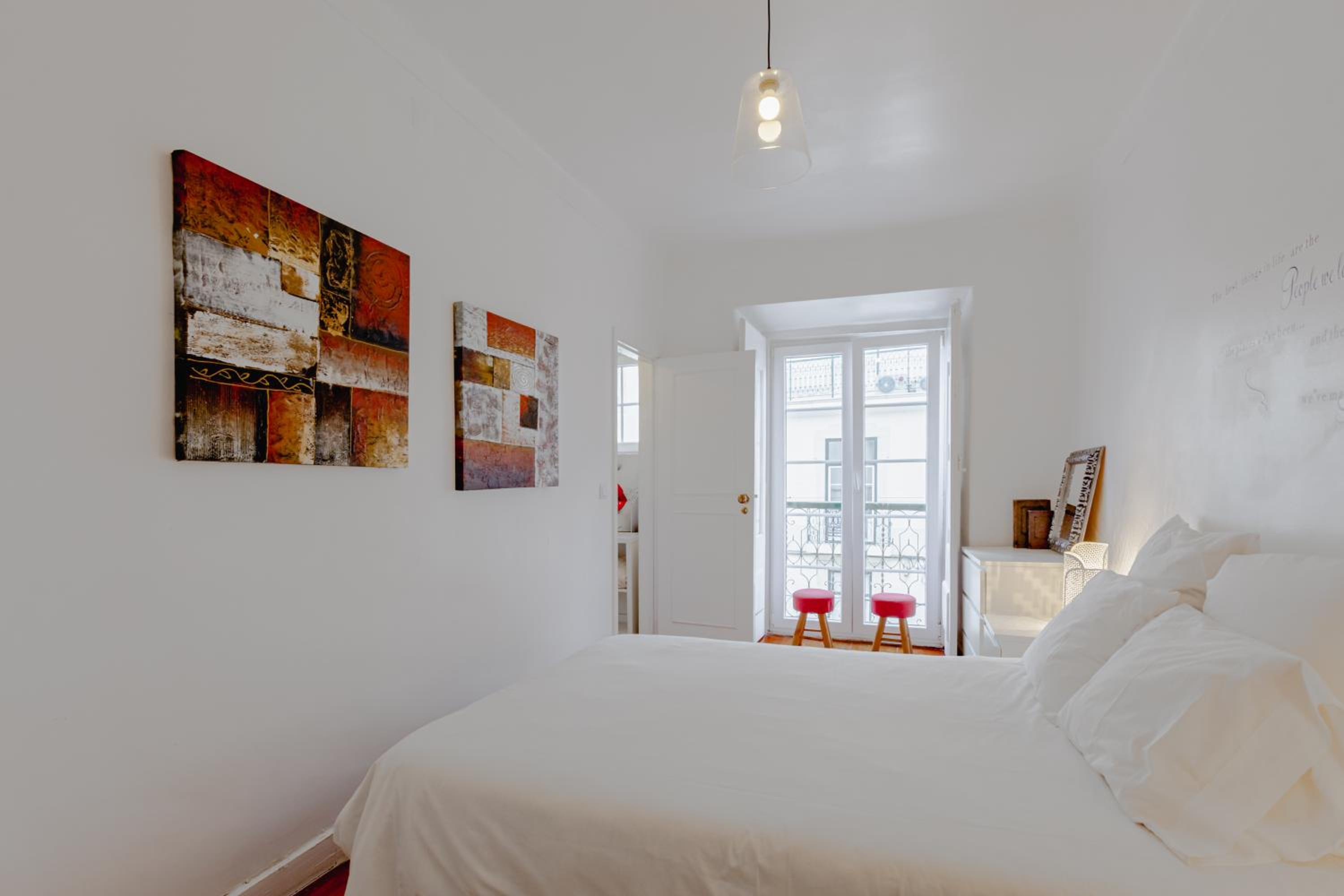Visit Lisbon 4fun - Anjos Apartment