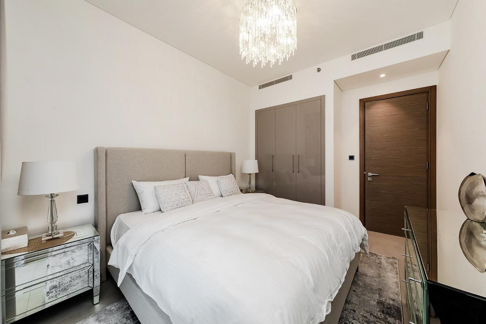 Modern 1bdr at Sobha Waves