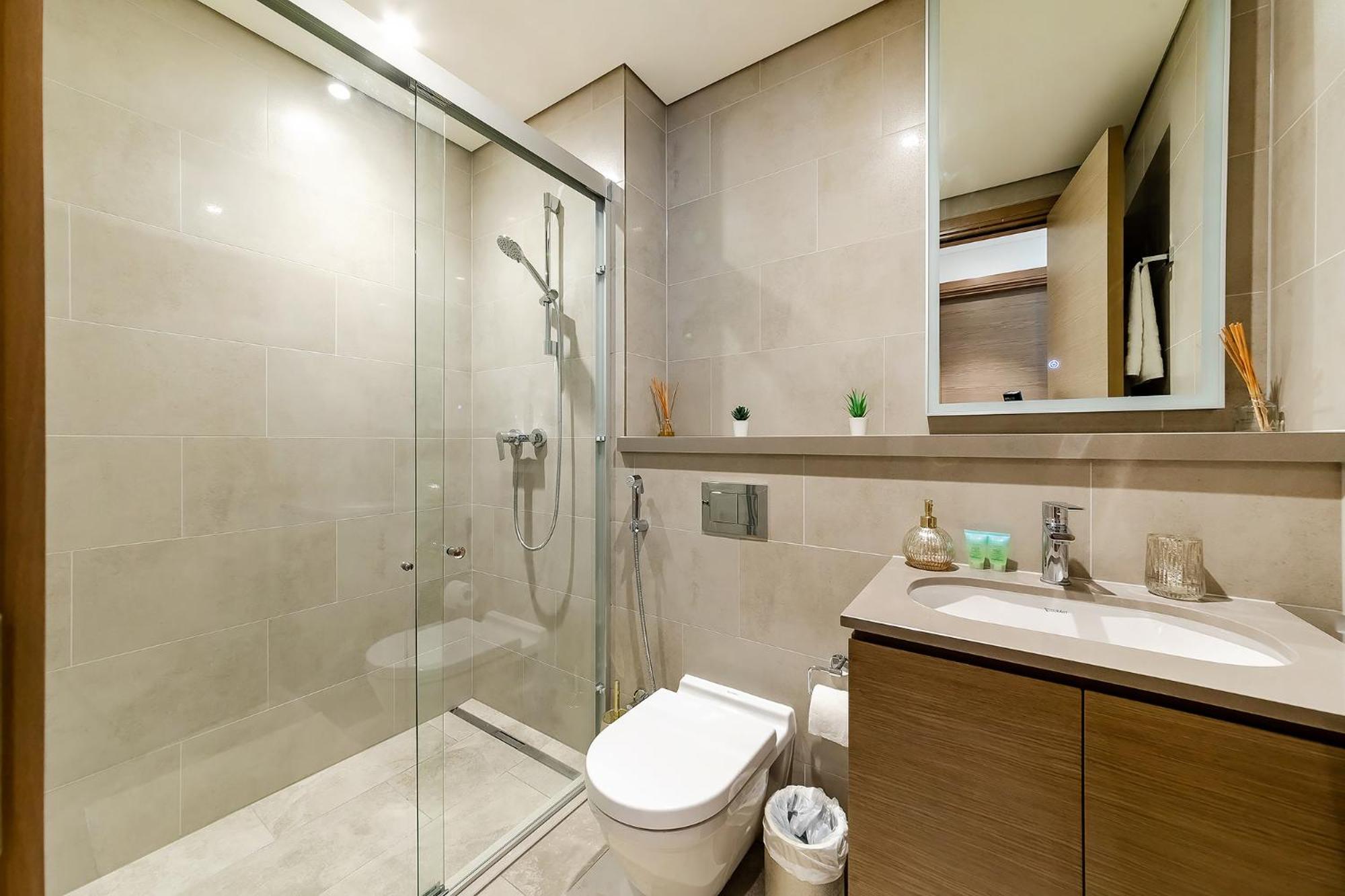 Modern 1bdr at Sobha Waves