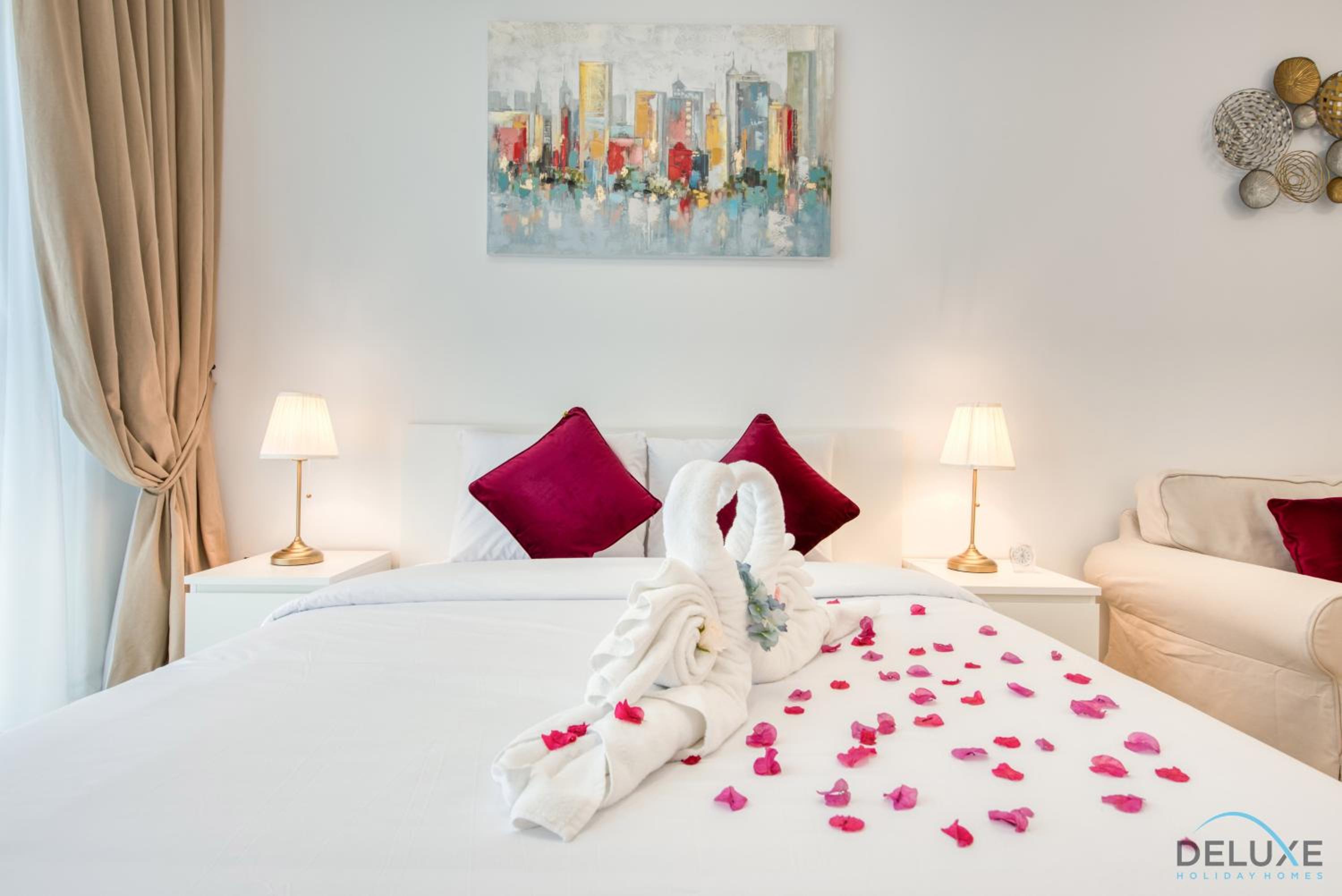 Romantic Studio in Pantheon Elysee JVC by Deluxe Holiday Homes