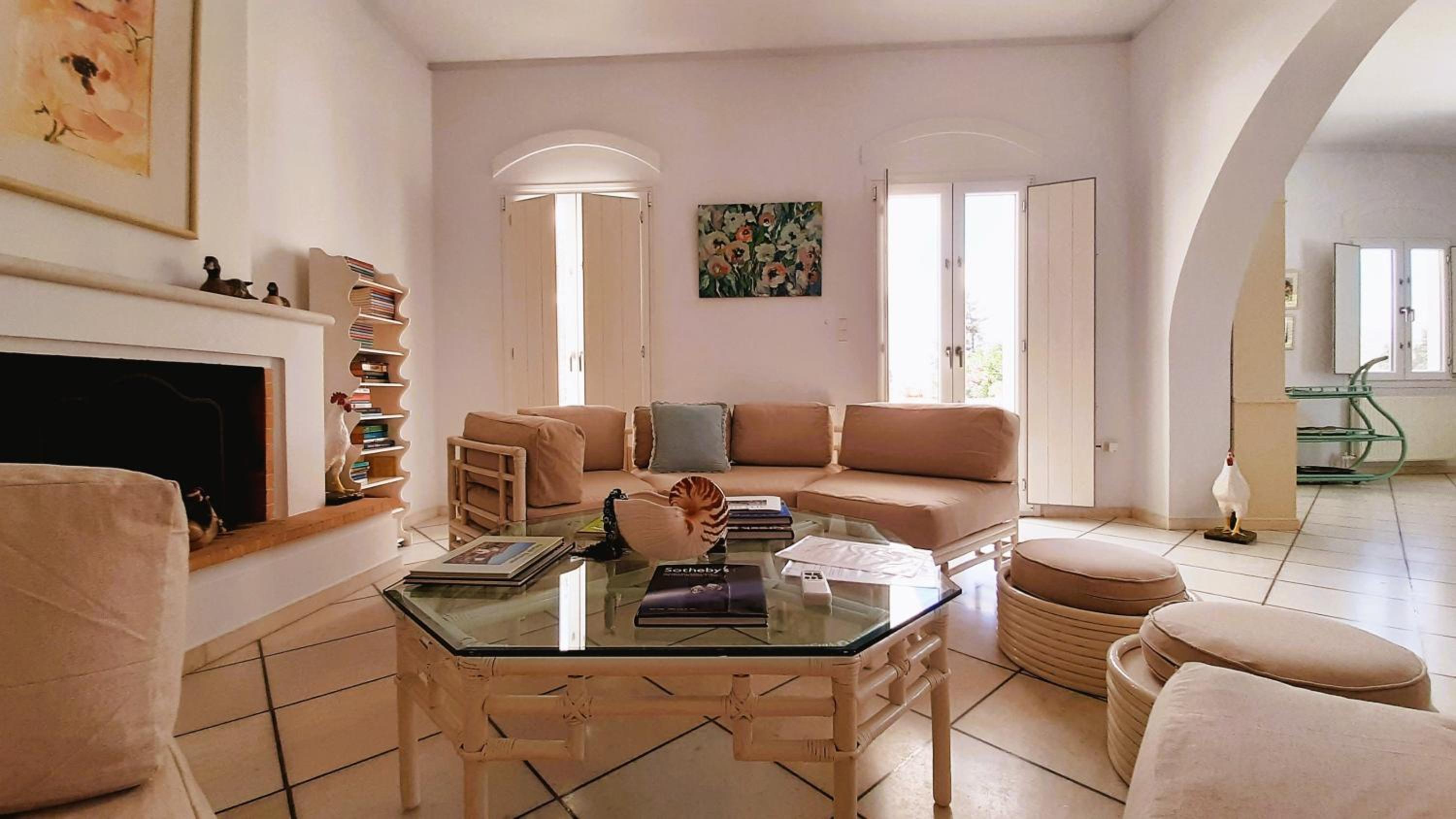 Villa Themis