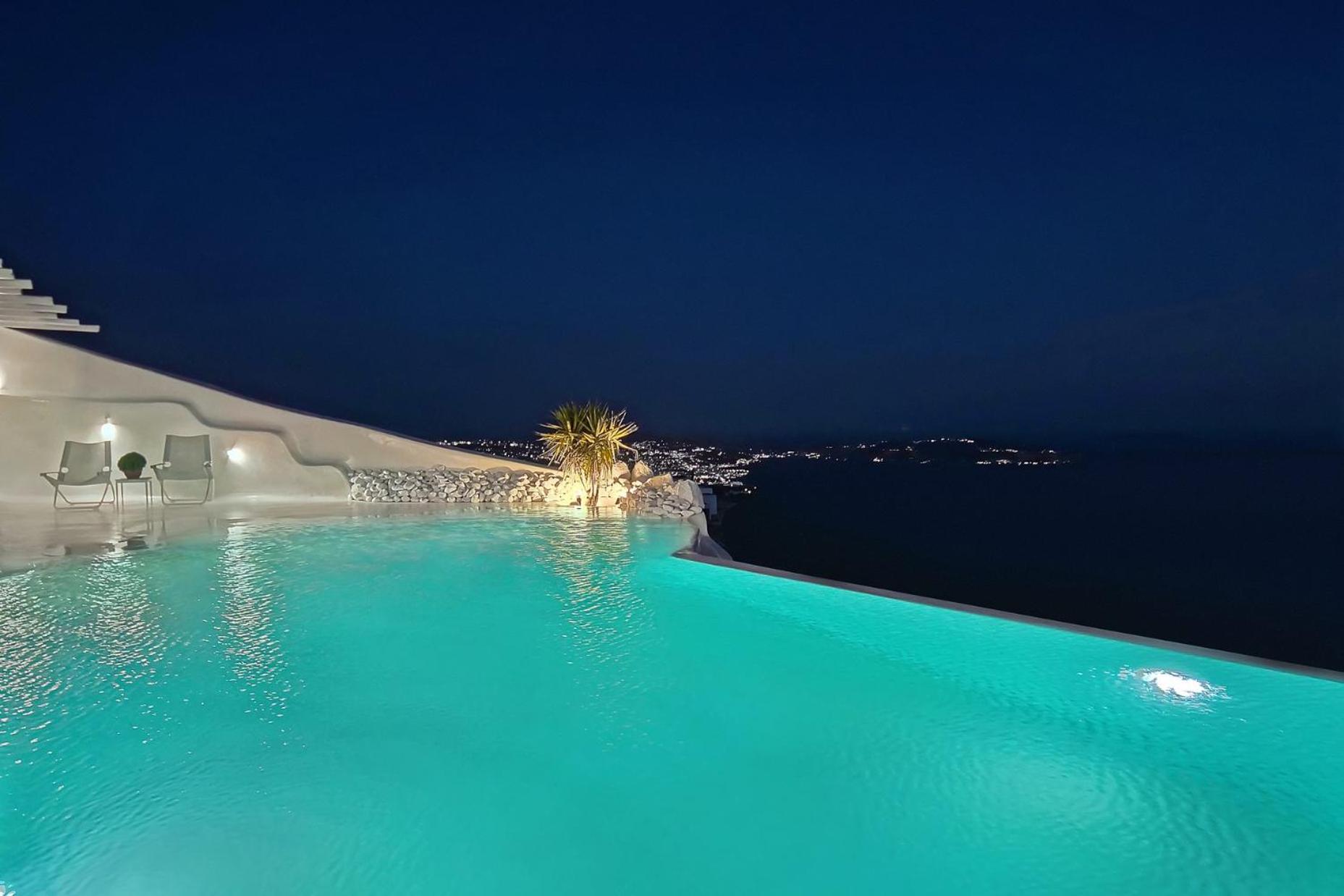 Zinas Villas