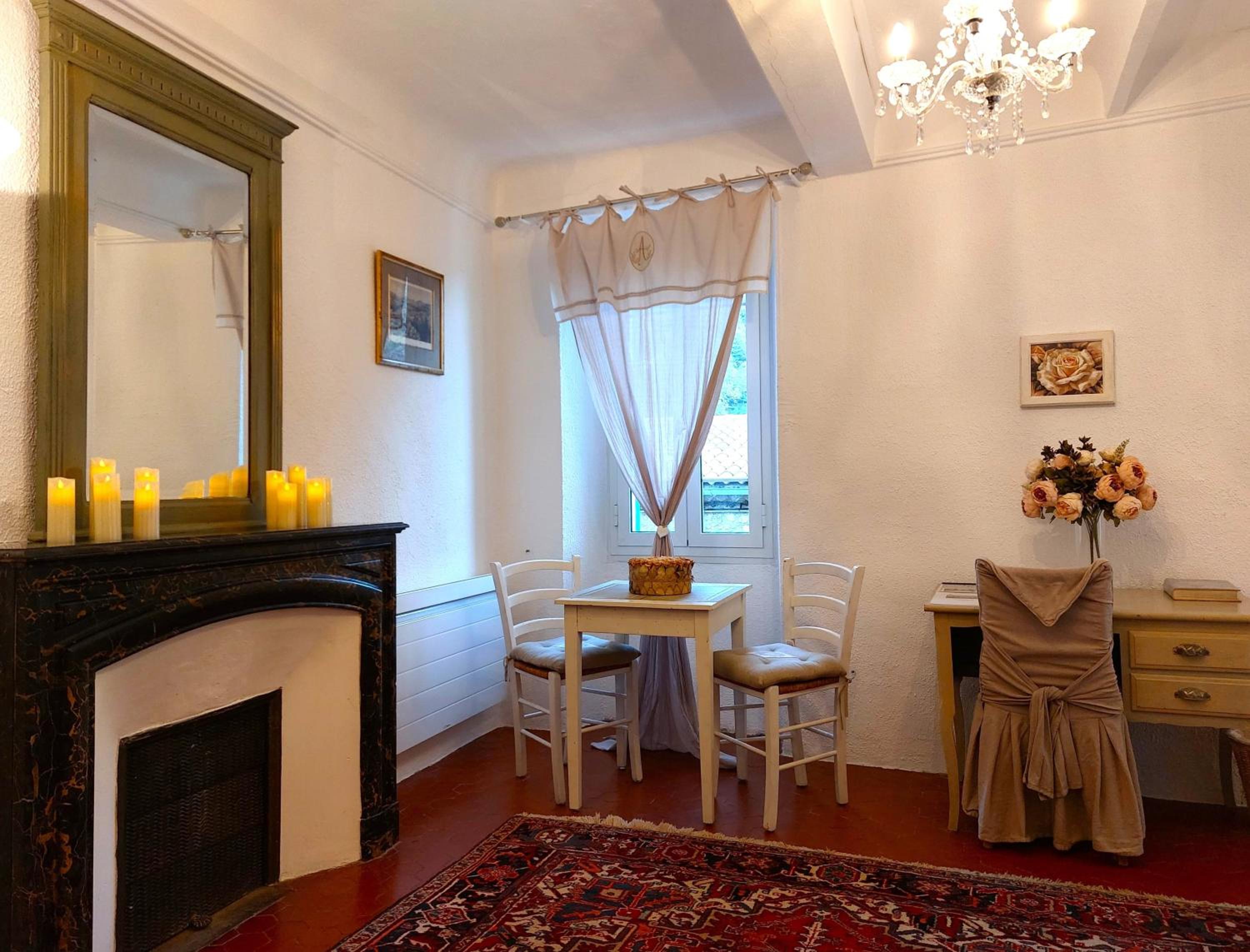 LA MAISON BARNOIN - gîtes et chambres