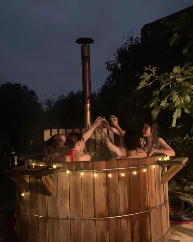 VALRELEY, chambres et table d'hôtes eco-friendly avec bain nordique au sud du massif du Jura
