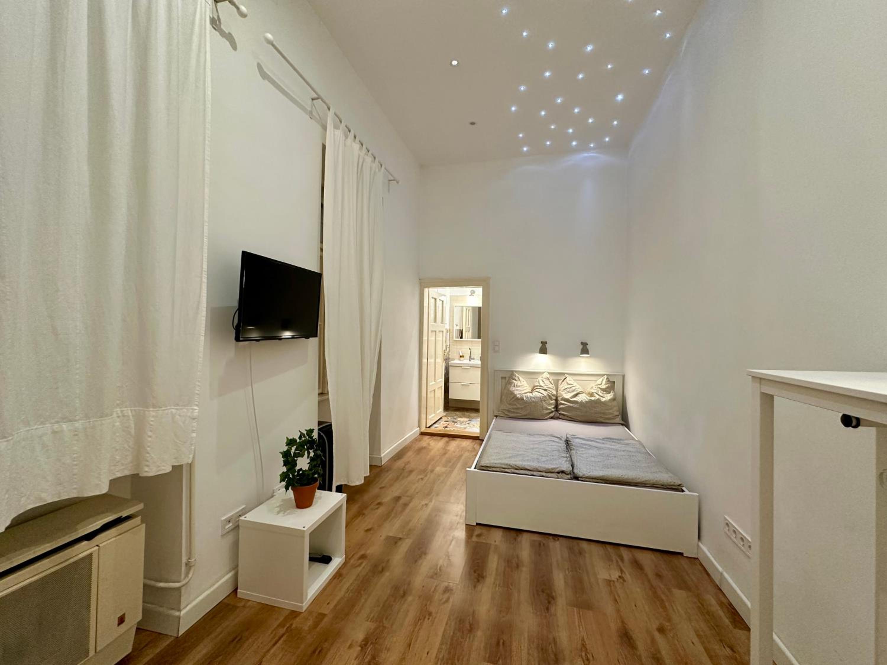 Cozy studio flat in the heart of Budapest