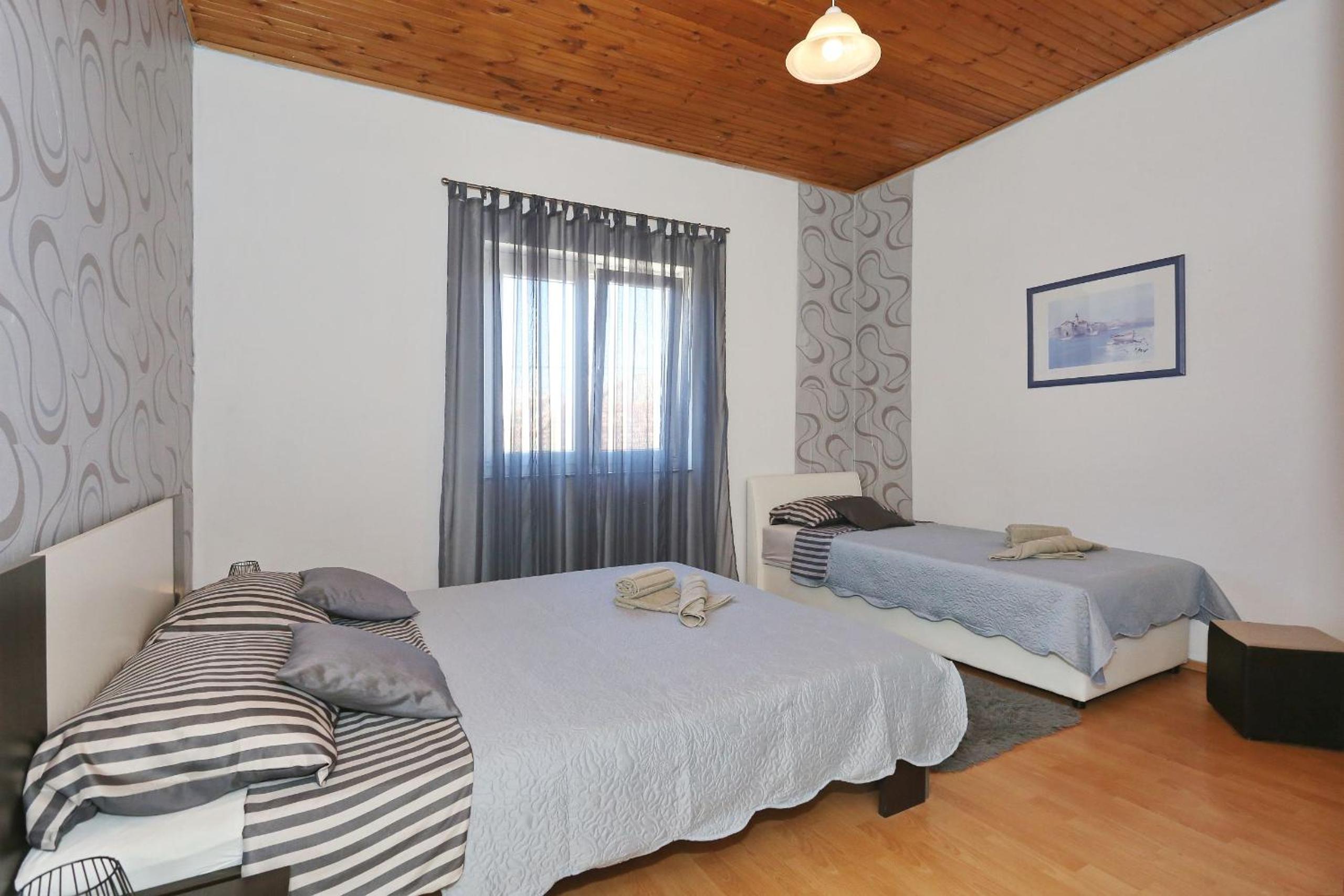 Seaview apartment Aida