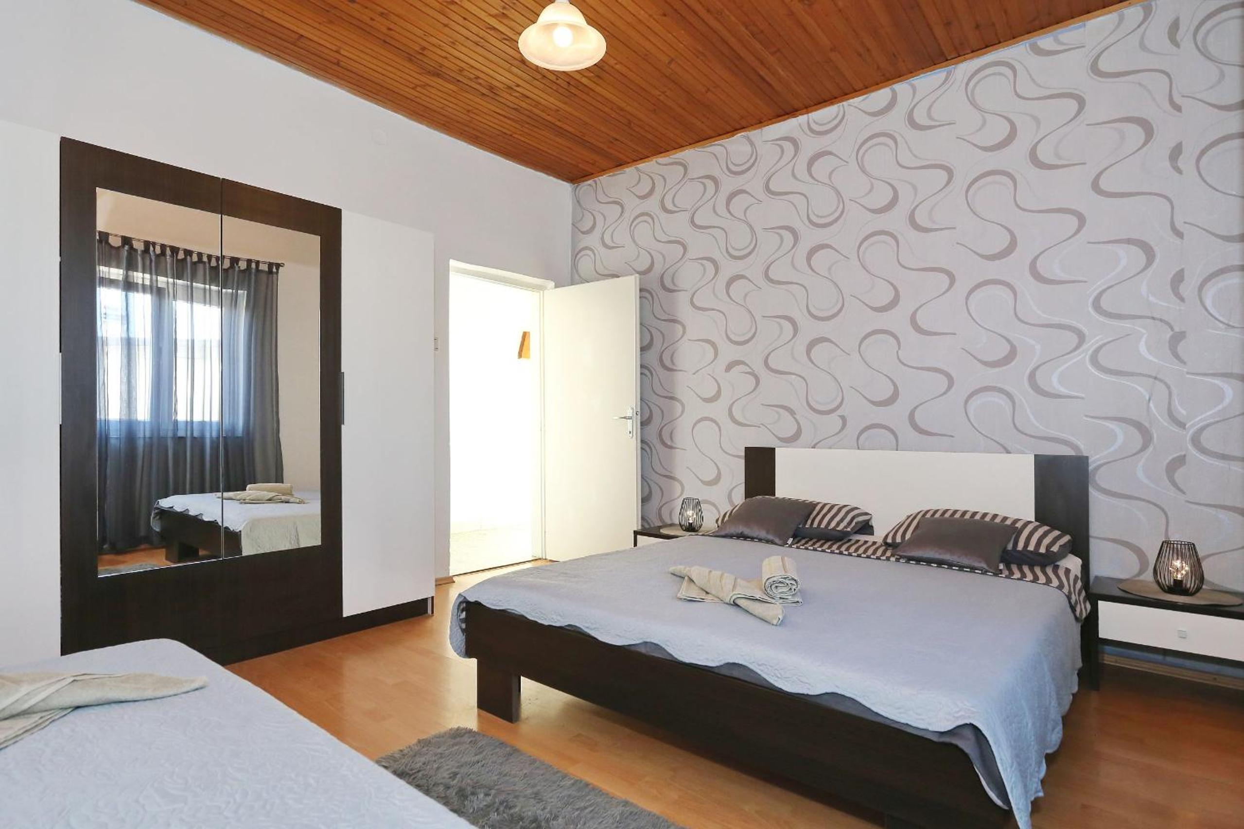Seaview apartment Aida
