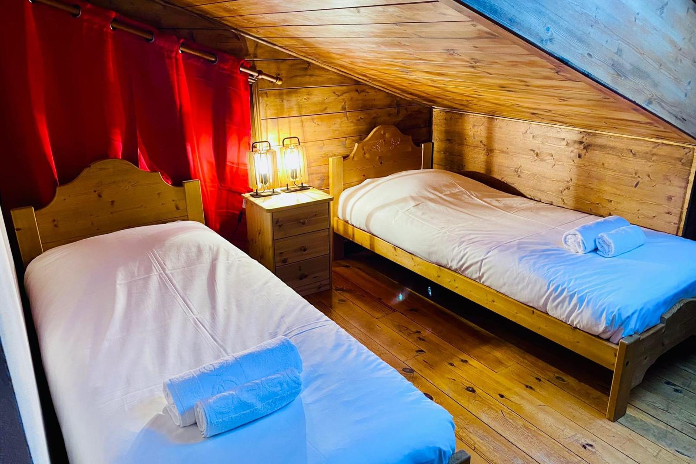 Mont Blanc View Apt In The Heart Of Chamonix