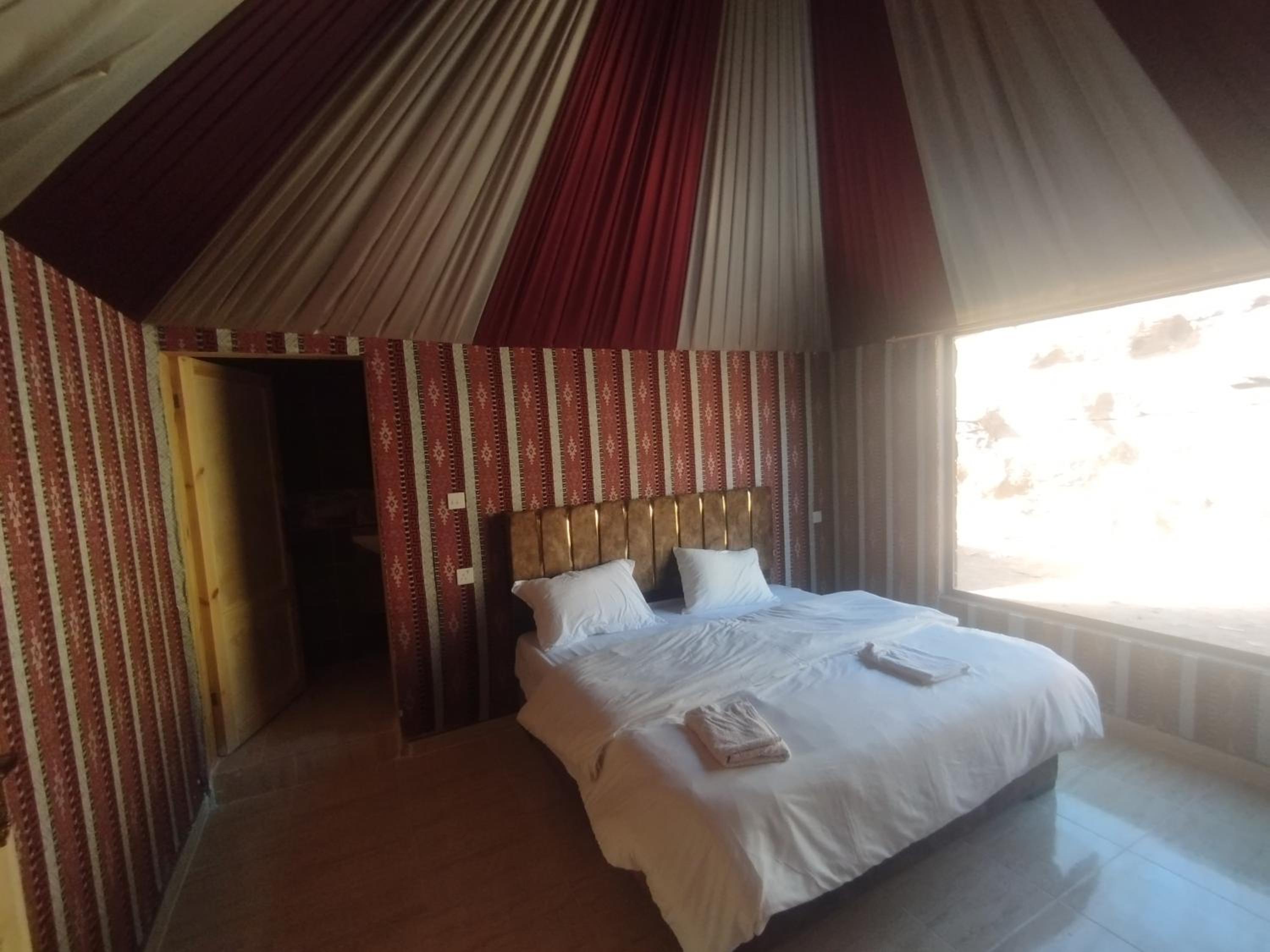--------Wadi Rum----------- view 2
