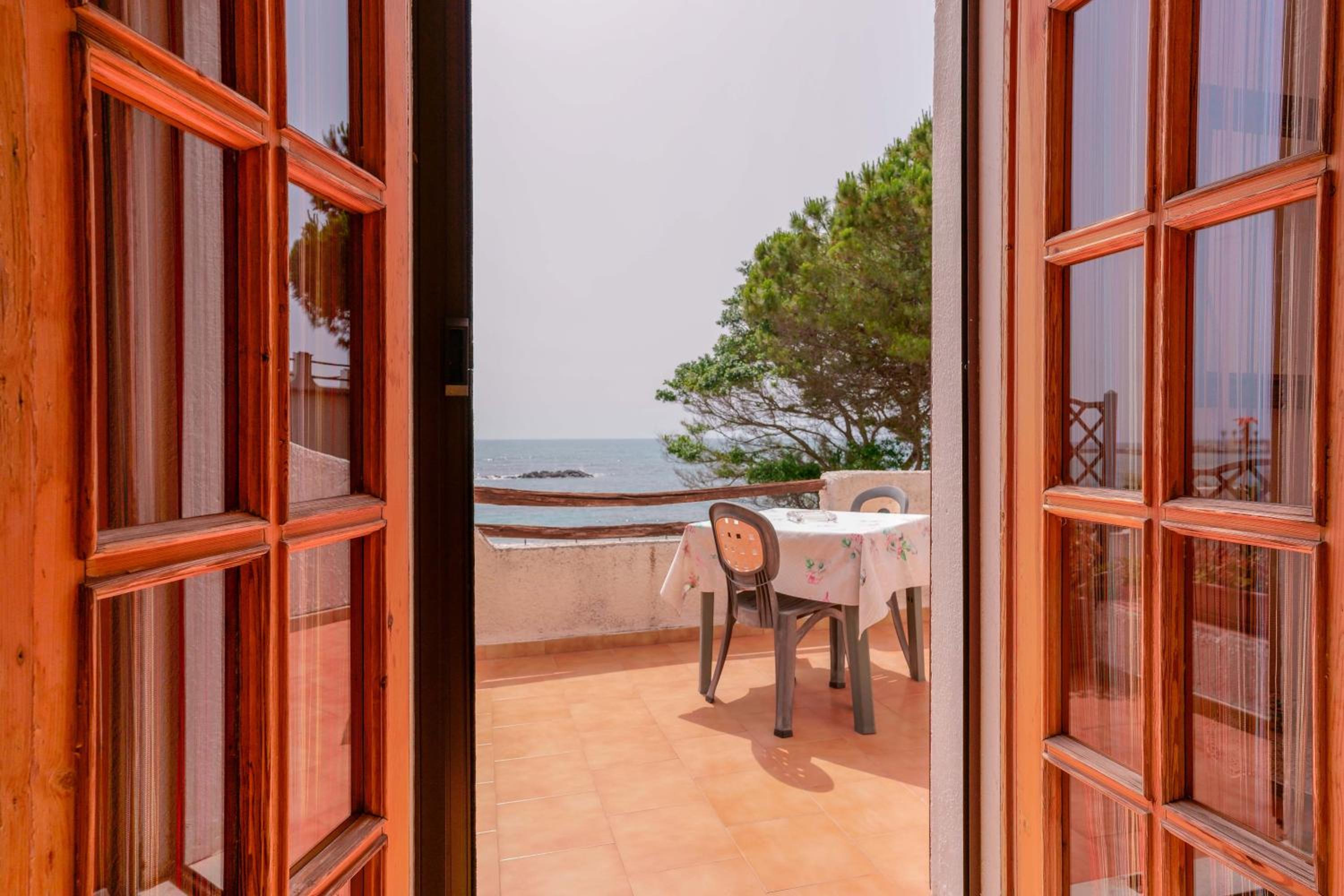 Villa Adelina view 2