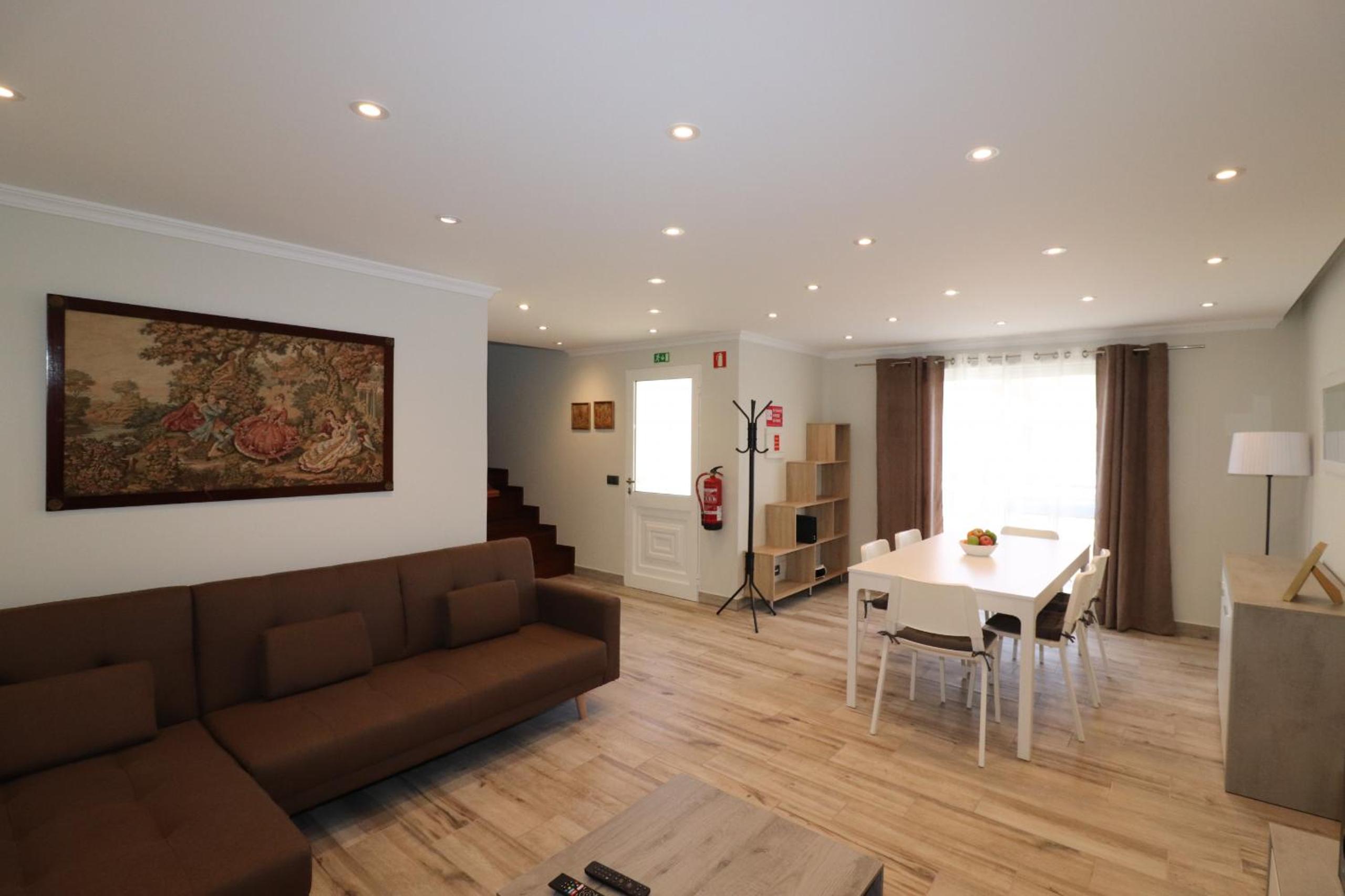 Santa Cruz Cottages by Homing
