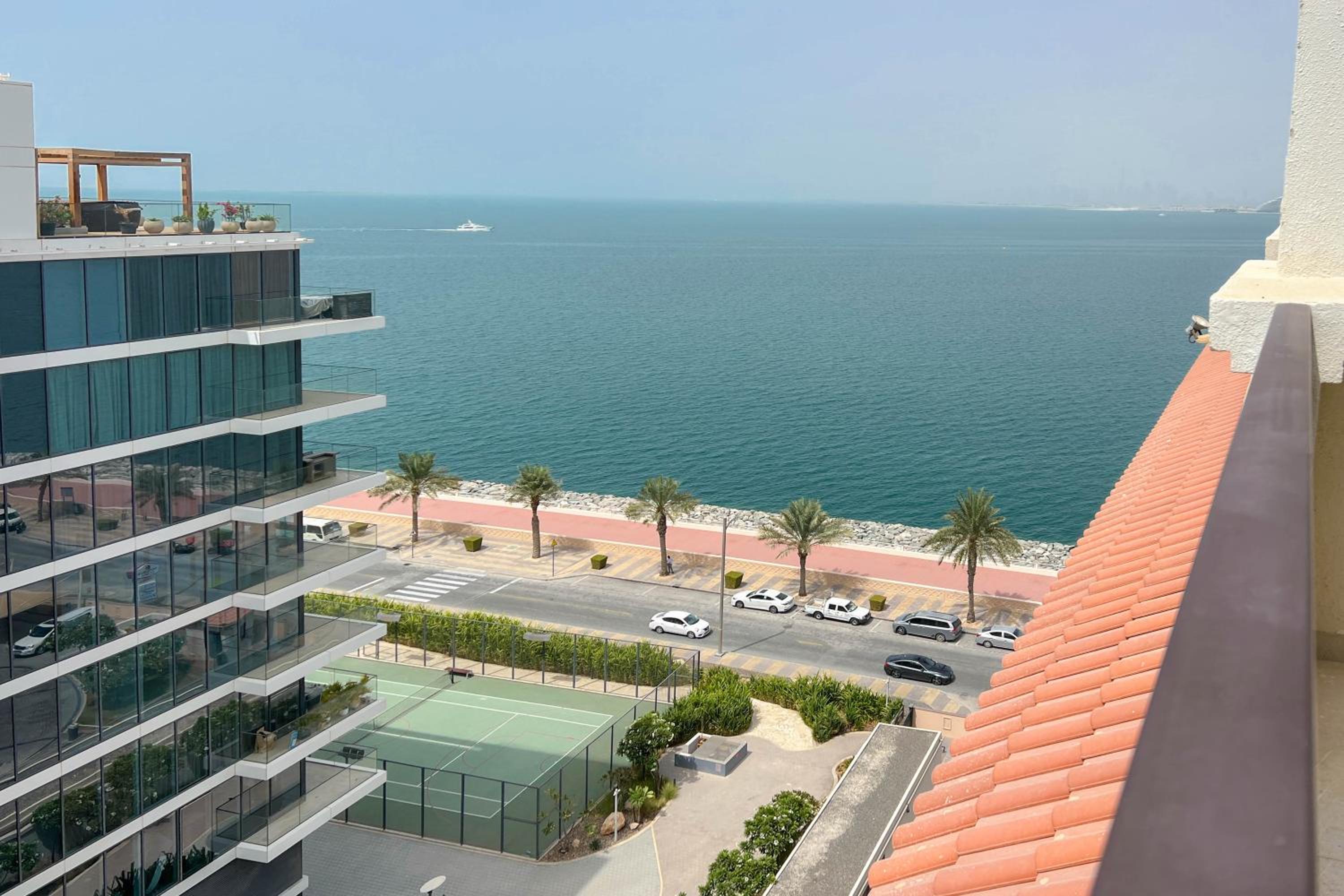 Luxe Getaways Royal Amwaj Palm Jumeirah Resort Apartment Holiday Home
