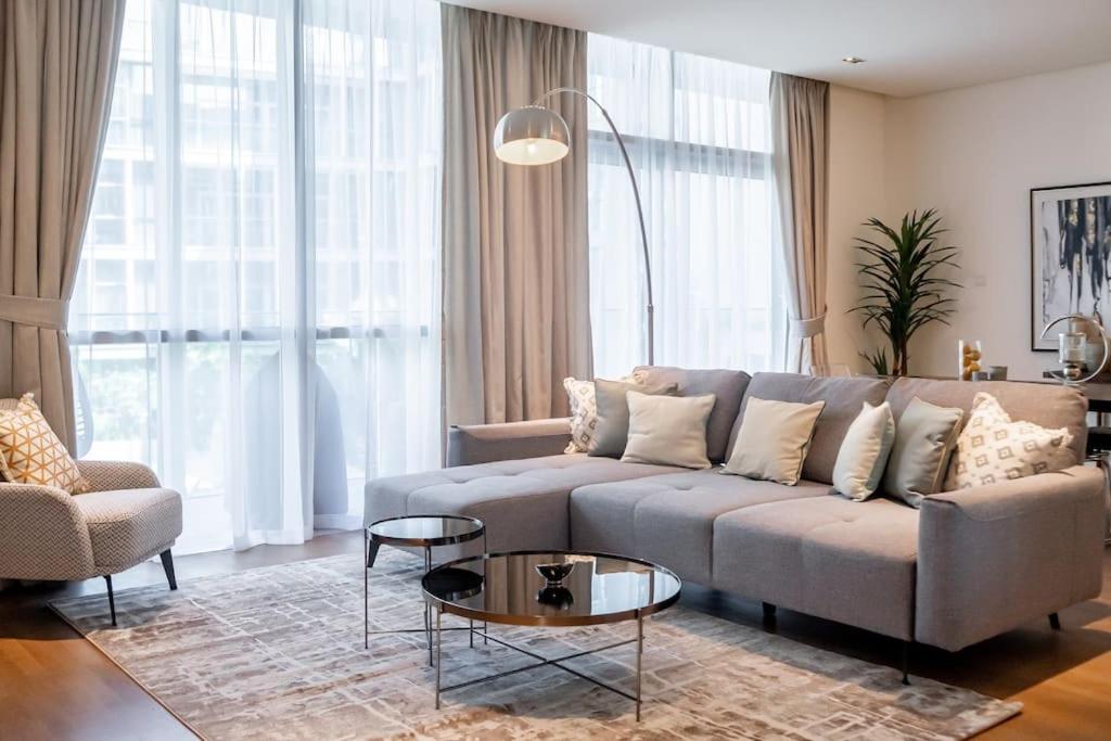 HiGuests - Magnificent Apt with Panoramic Views All Around