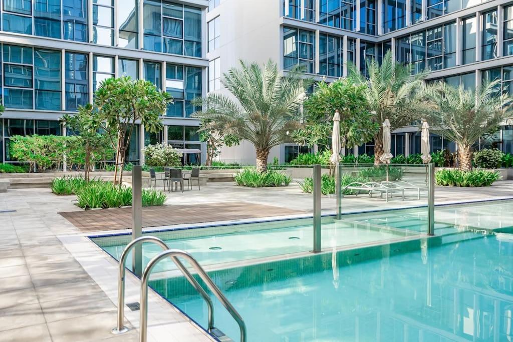HiGuests - Magnificent Apt with Panoramic Views All Around