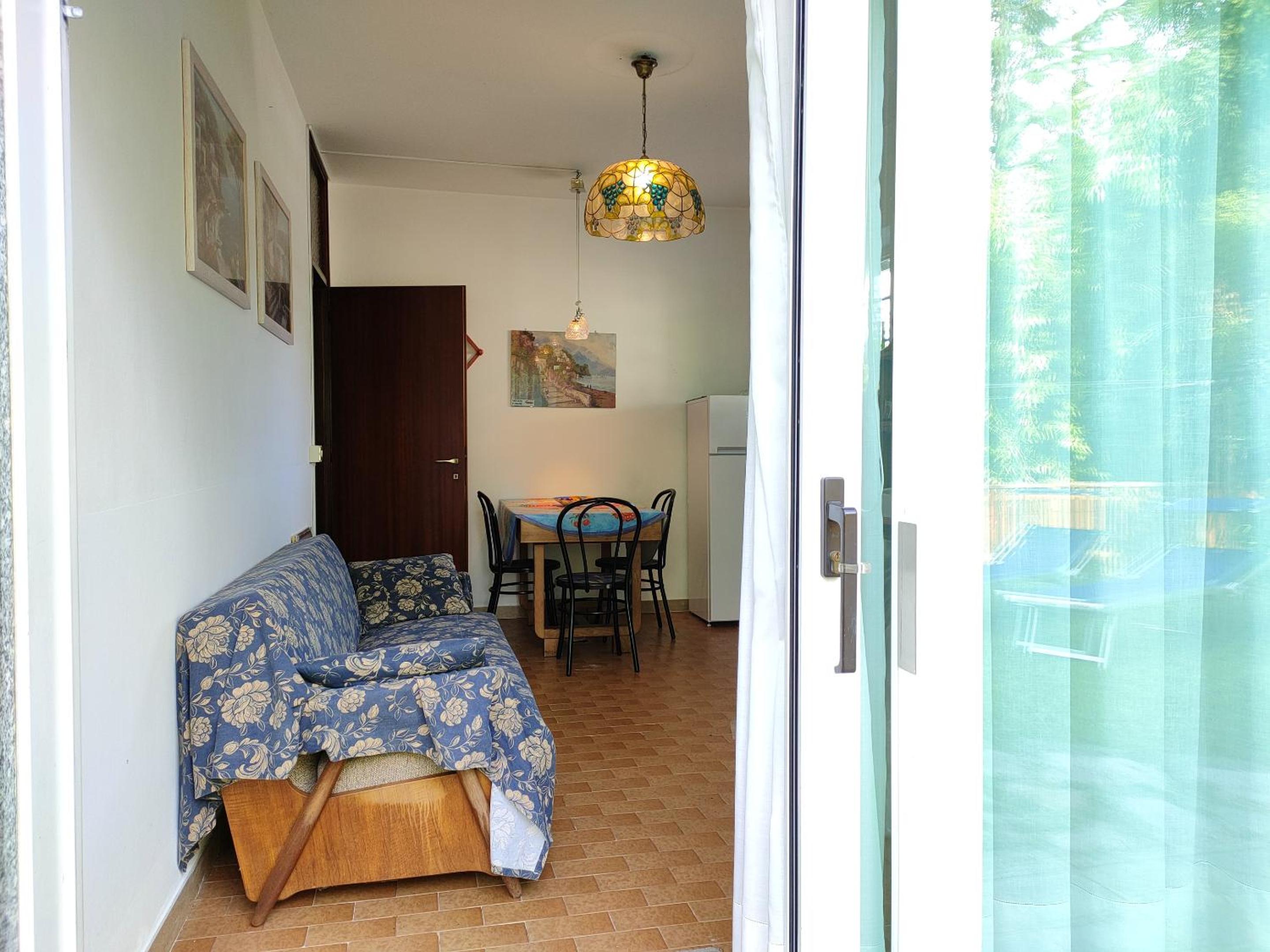 2 bedrooms appartement with enclosed garden and wifi at Arona 3 km away from the beach