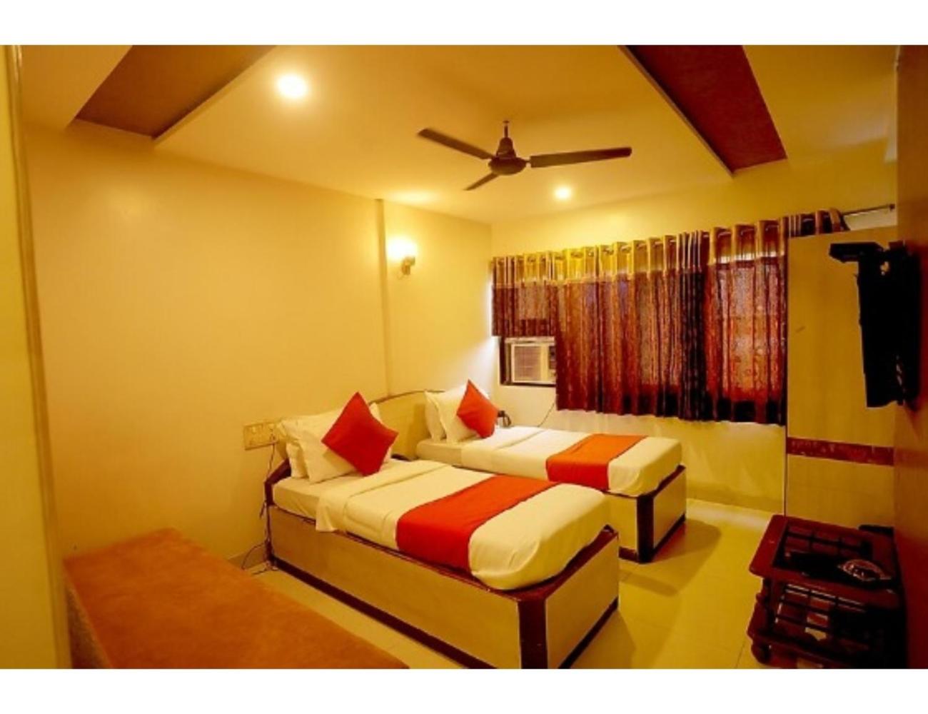 Hotel Relax Inn, Surat, Gujarat