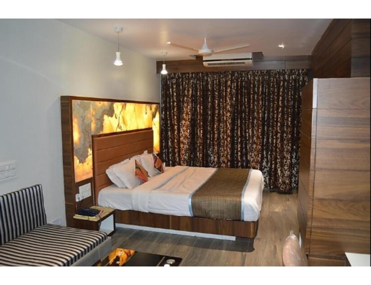Hotel Relax Inn, Surat, Gujarat