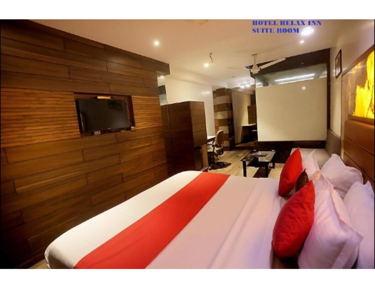 Hotel Relax Inn, Surat, Gujarat