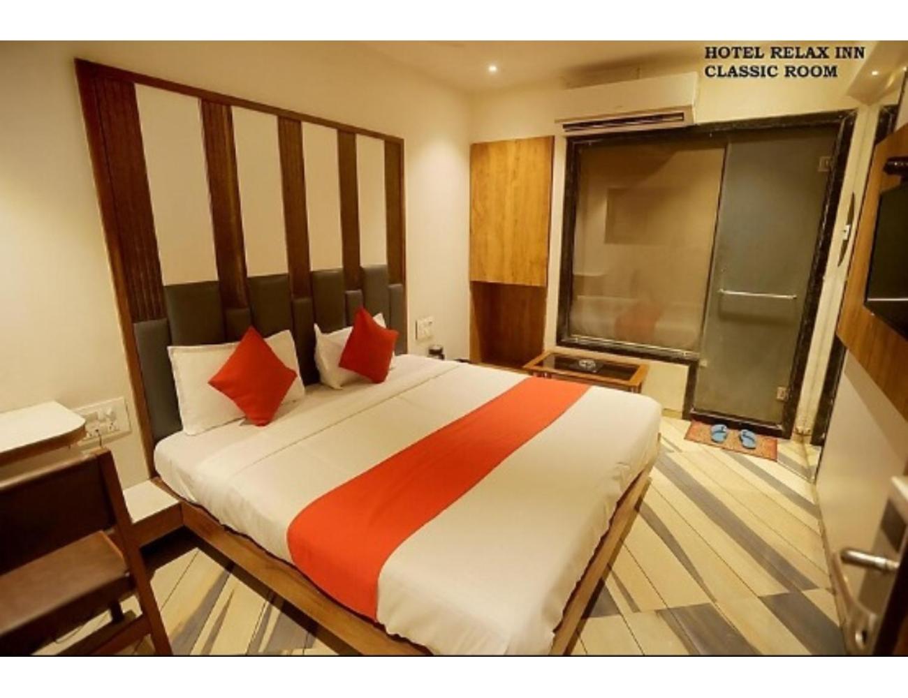 Hotel Relax Inn, Surat, Gujarat