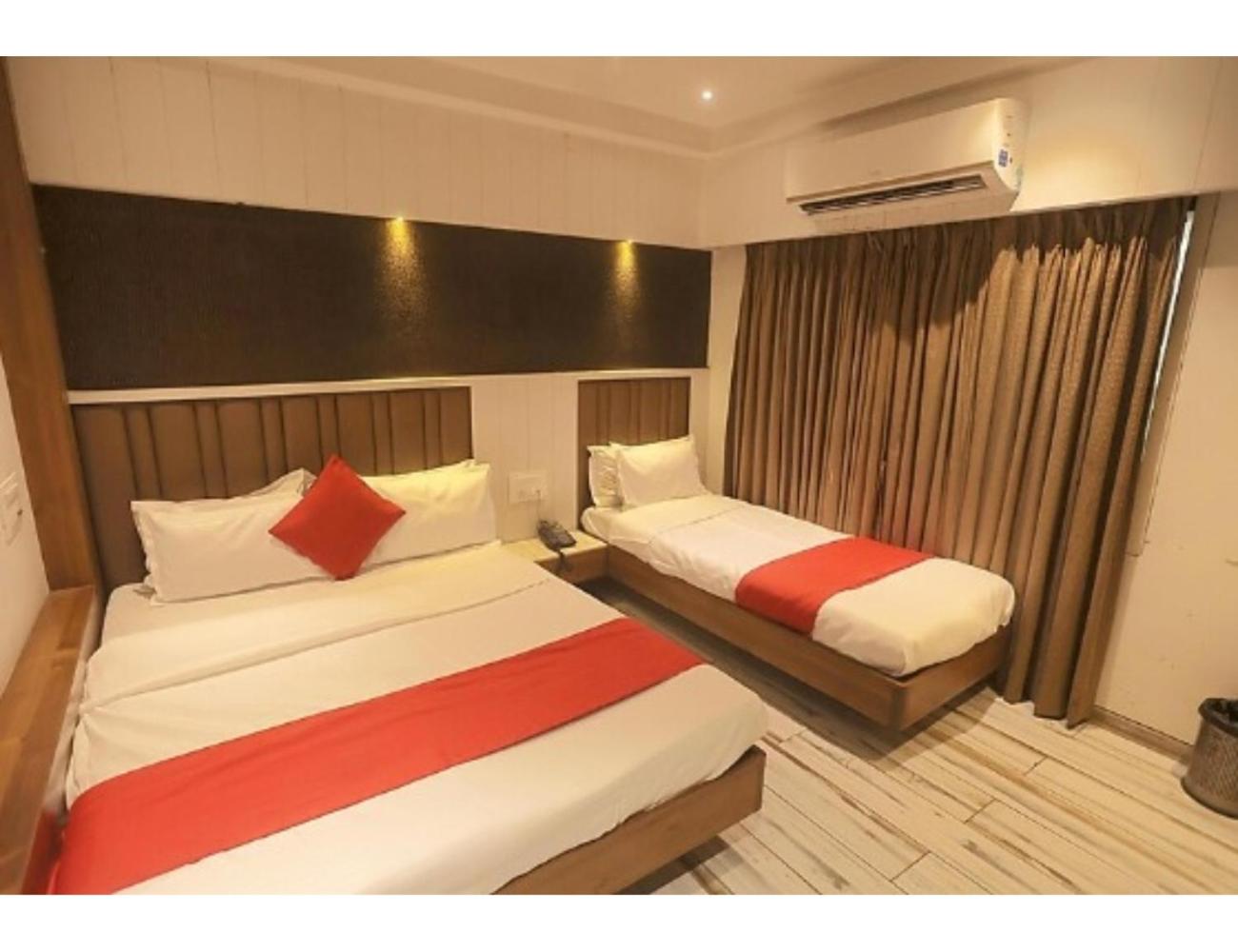 Hotel Relax Inn, Surat, Gujarat