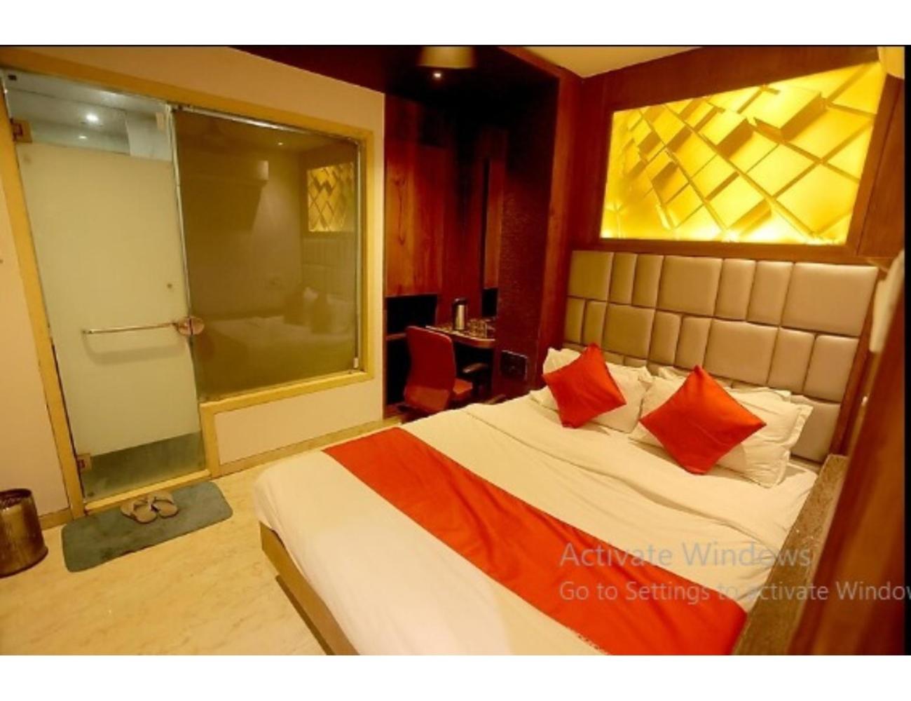 Hotel Relax Inn, Surat, Gujarat