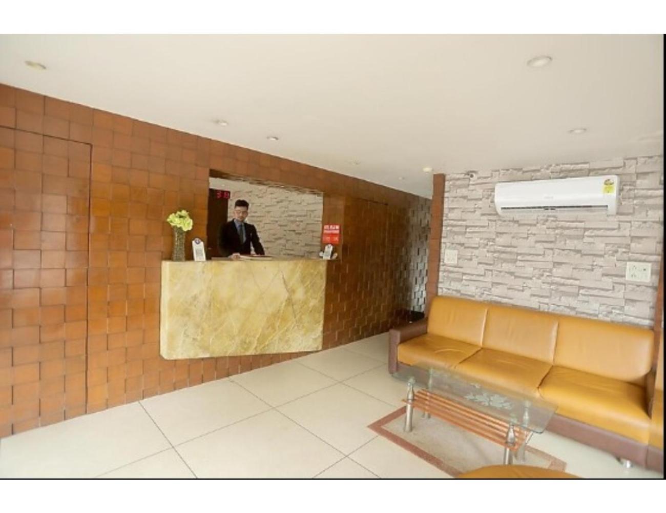 Hotel Relax Inn, Surat, Gujarat