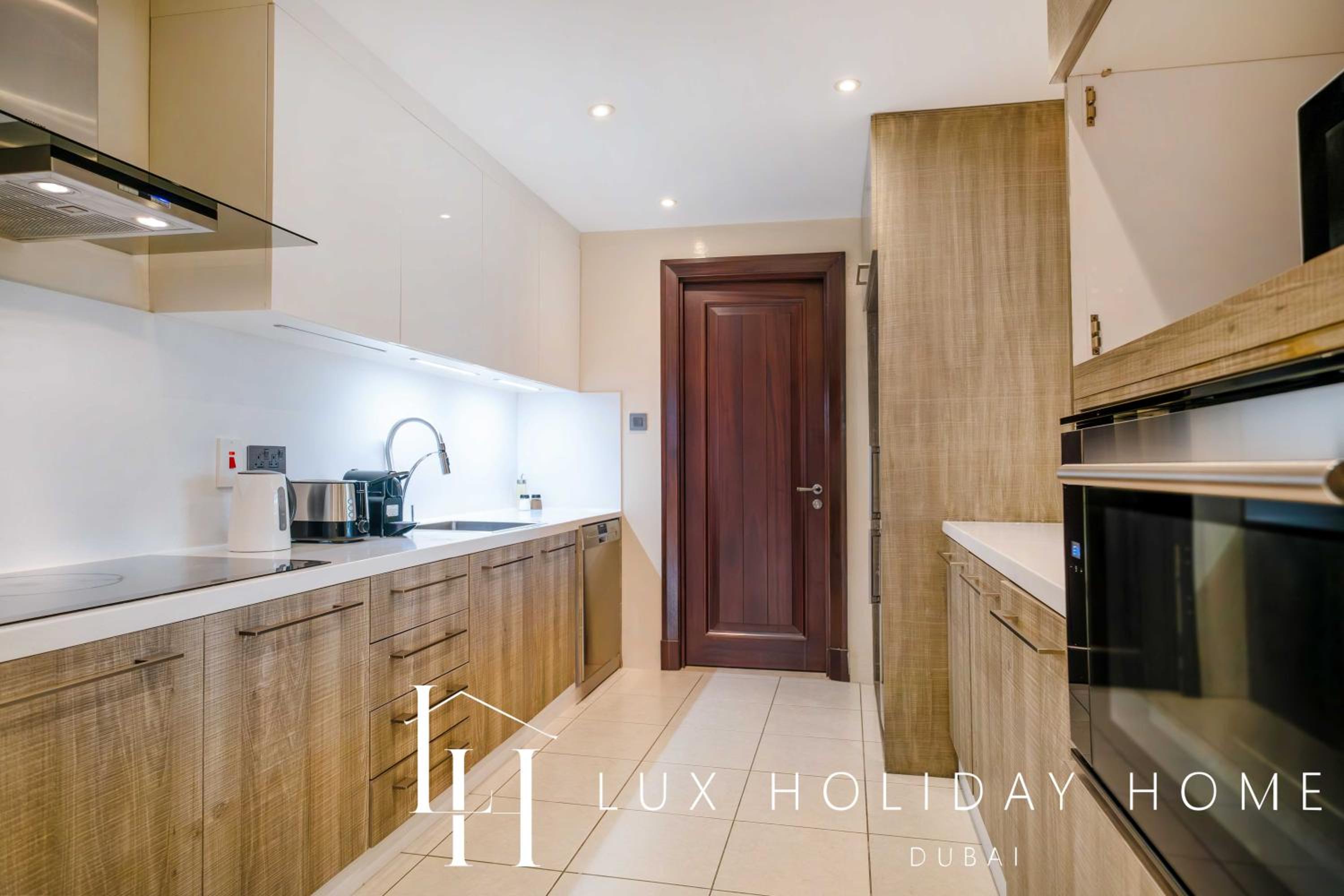 LUX The Burj Khalifa View Garden Suite