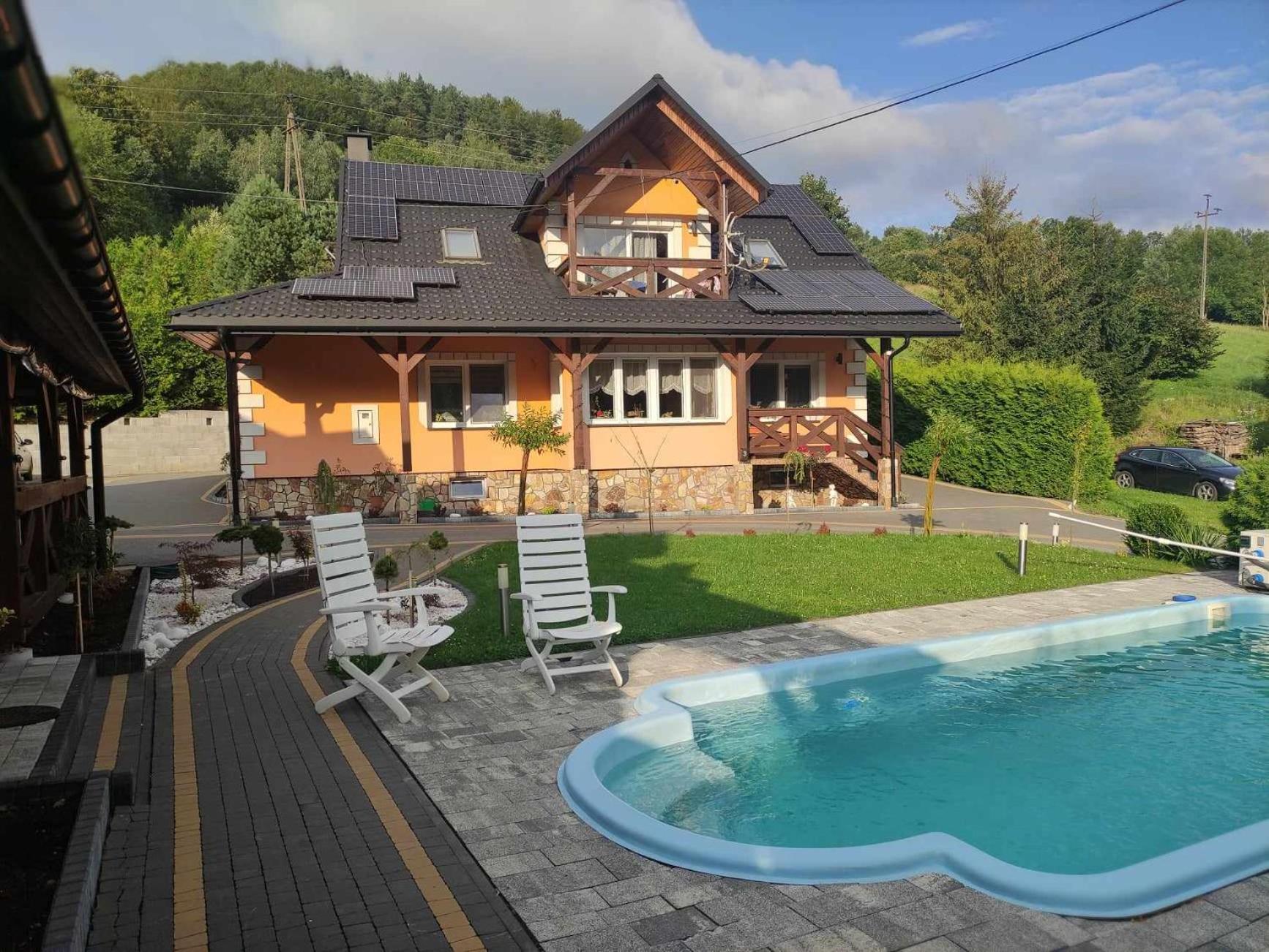 Jaśkowa Chata Bieszczady apartament z basenem view 5