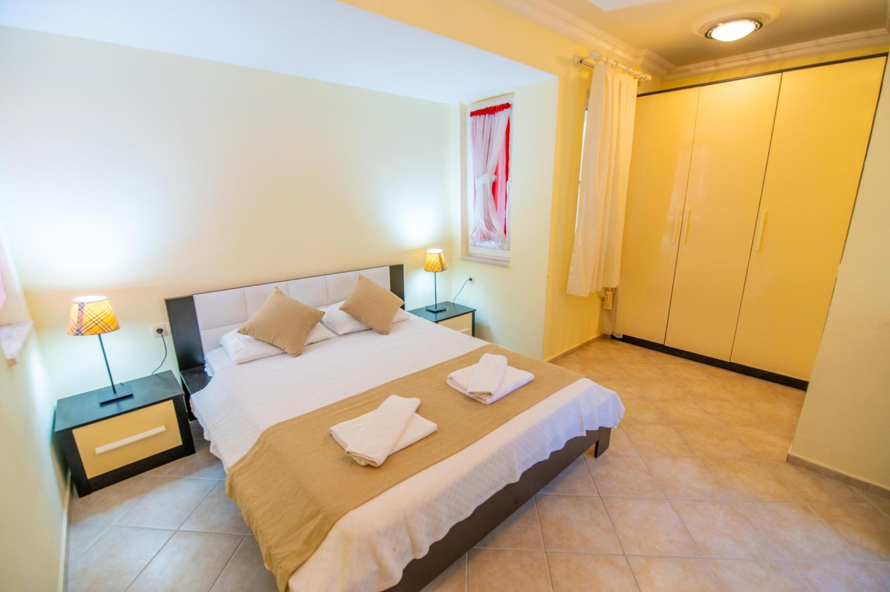 Sunset Beach Villas and Apartments - Image 59