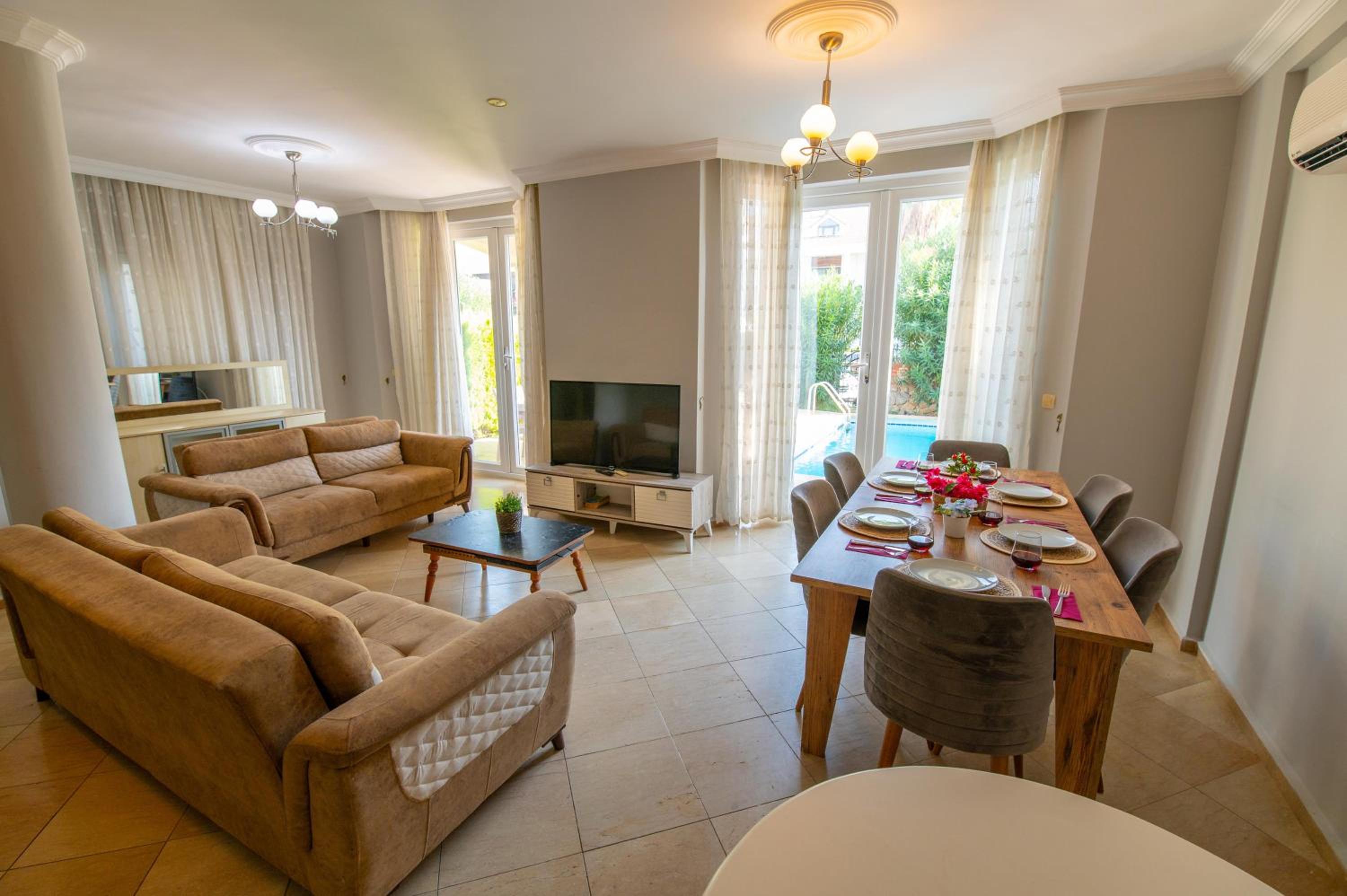 Sunset Beach Villas and Apartments - Image 154