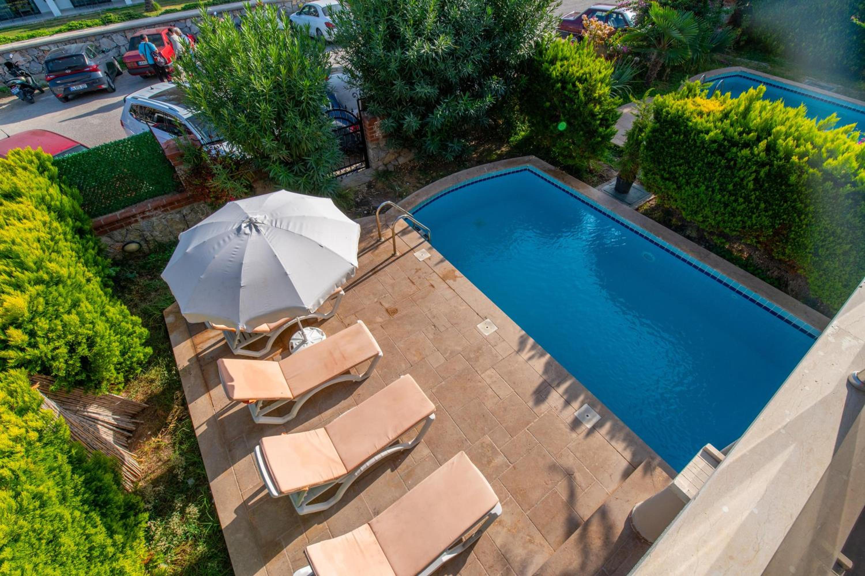 Sunset Beach Villas and Apartments - Image 127